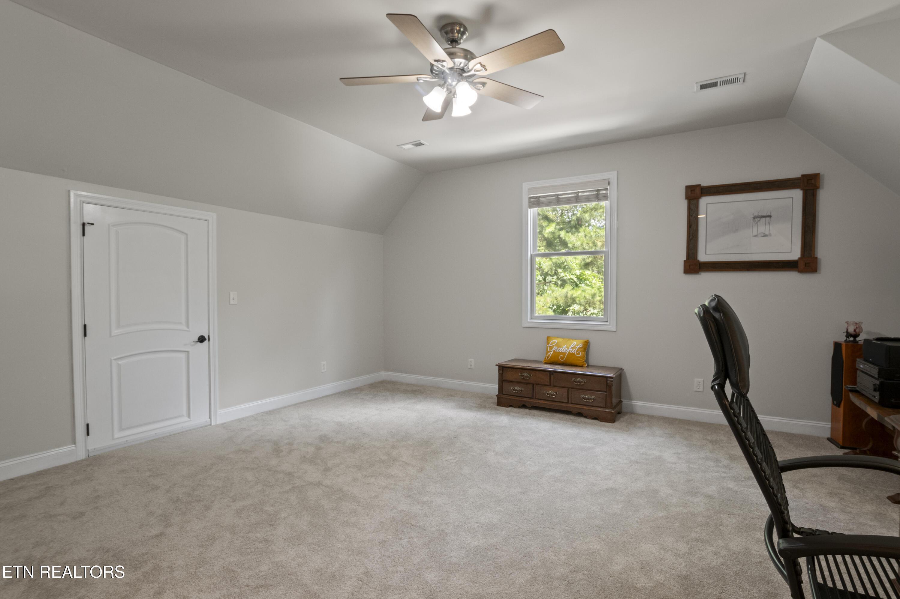 186 Lake Crest Drive, Lenoir City, TN - Fort Loudoun and Tellico Lake Real Estate - Image# 23