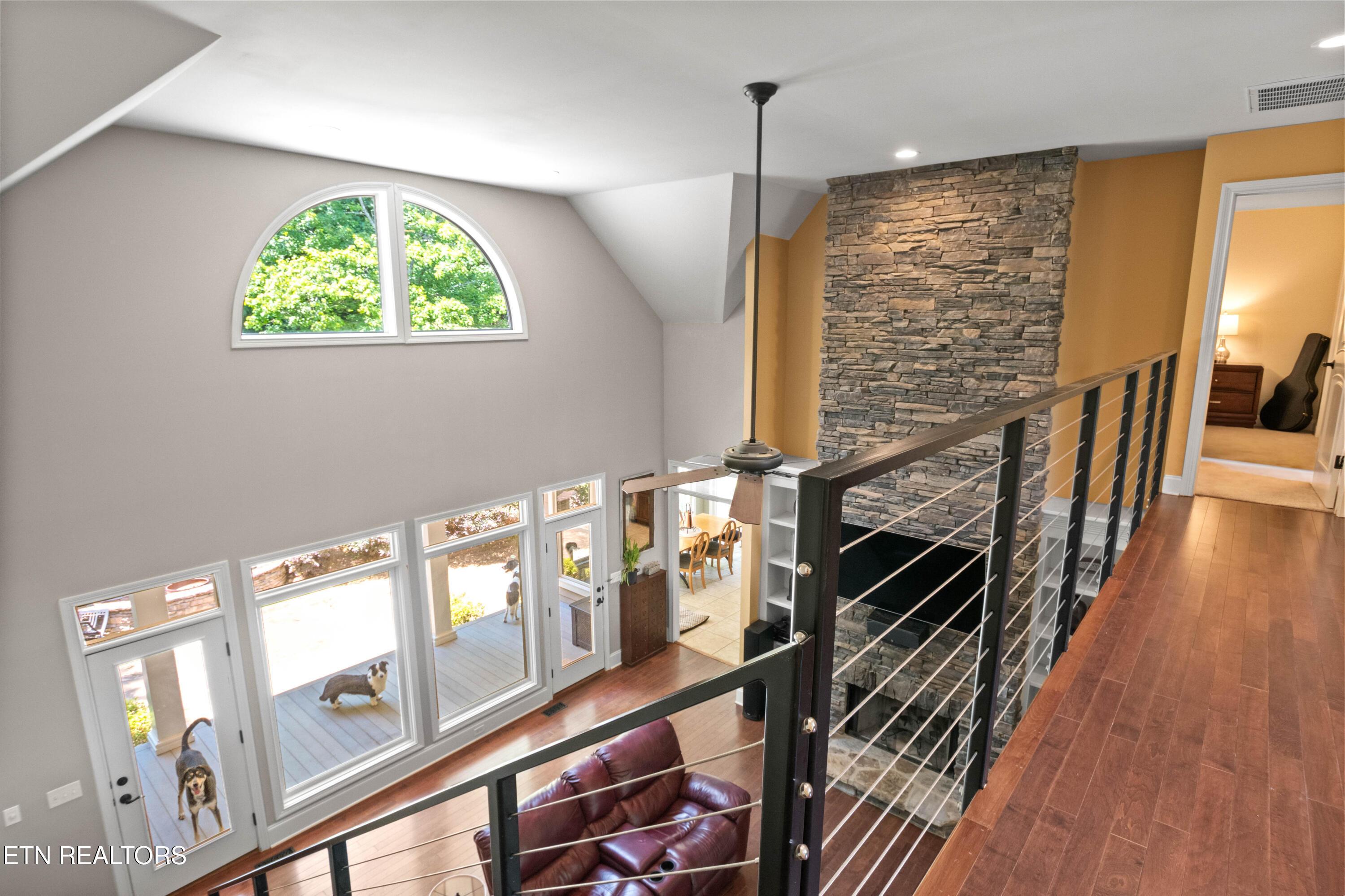 186 Lake Crest Drive, Lenoir City, TN - Fort Loudoun and Tellico Lake Real Estate - Image# 16