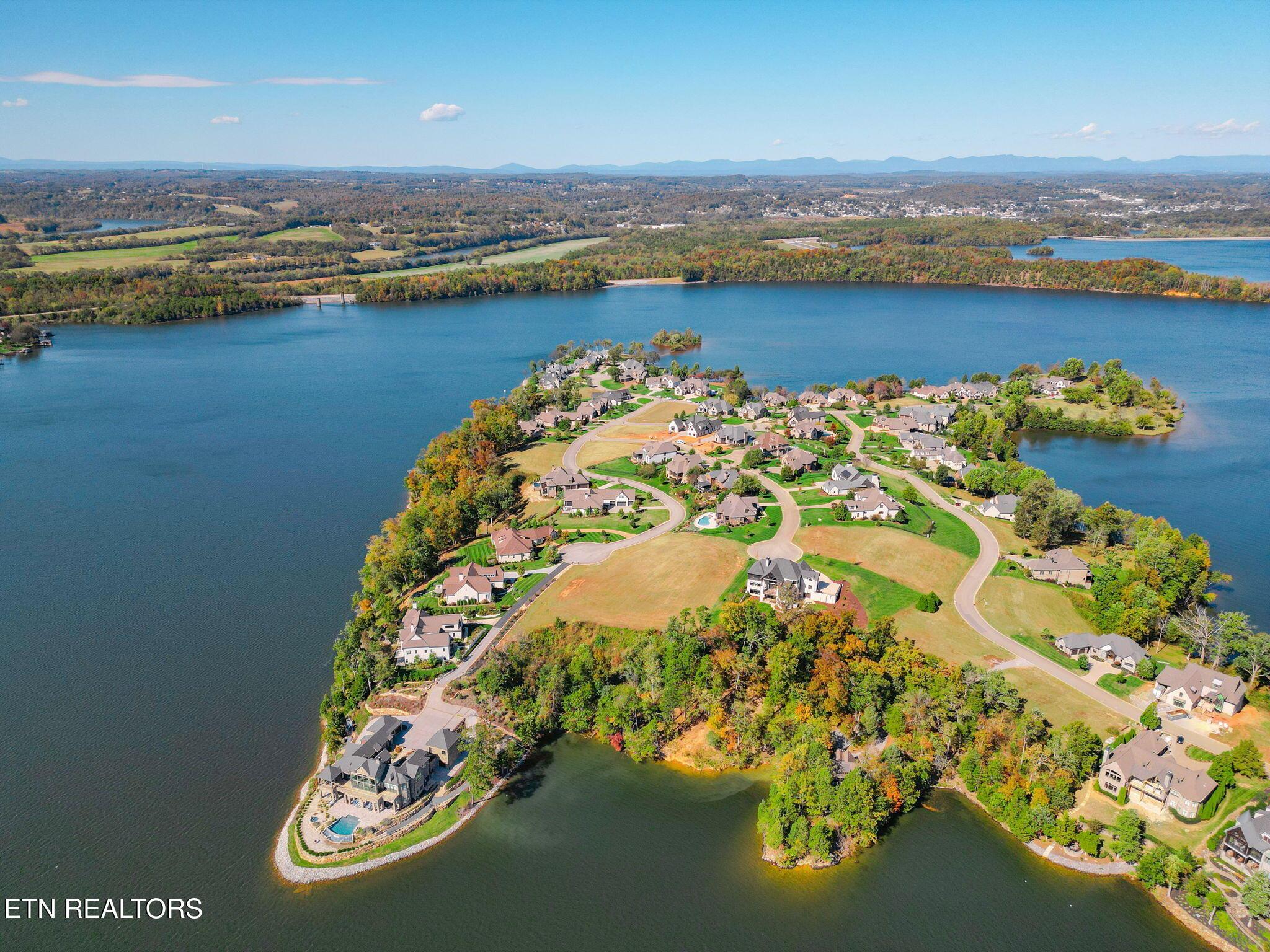 1199 Shadow Hill Drive, Lenoir City, TN - Fort Loudoun and Tellico Lake Real Estate - Image# 13