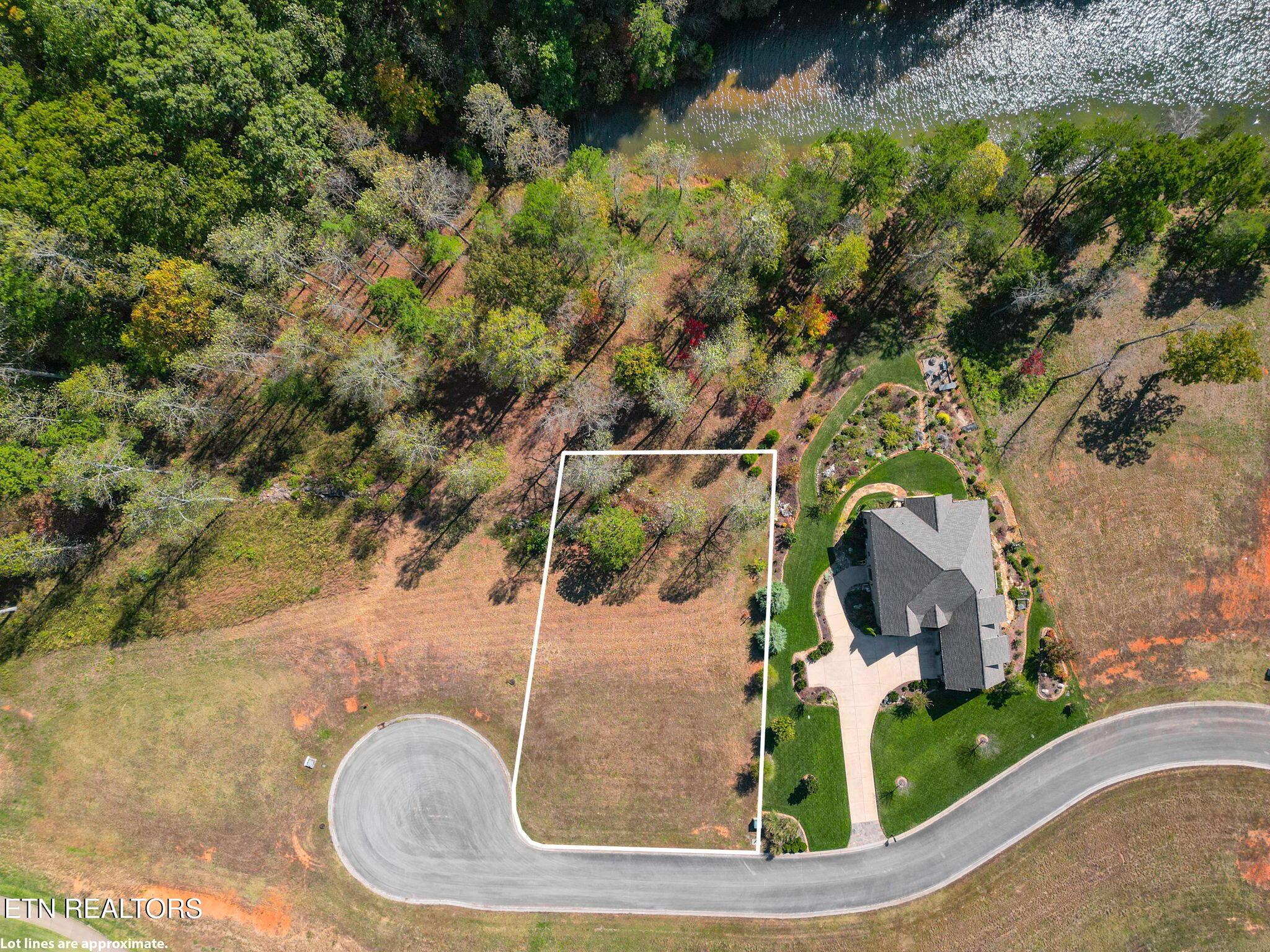 516 Beckets Way, Lenoir City, TN - Fort Loudoun and Tellico Lake Real Estate - Image# 8