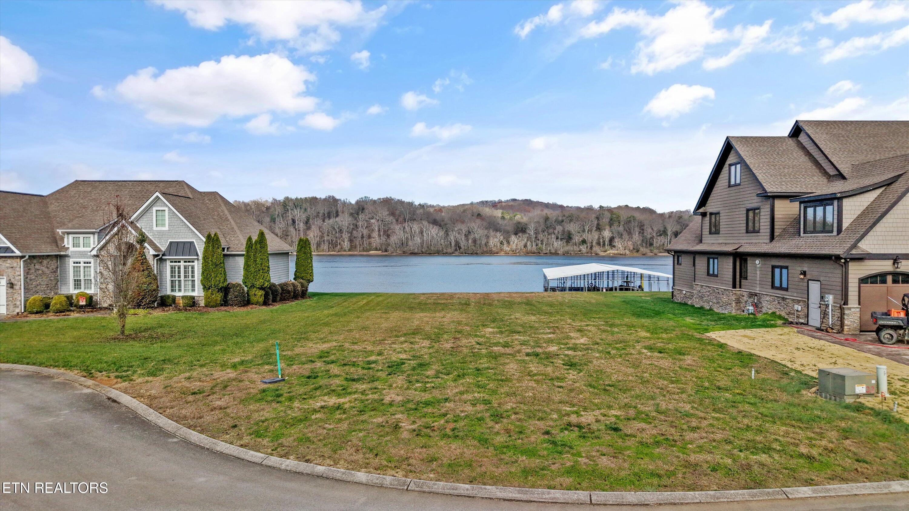 305 Charleston Lgt, Loudon, TN - Fort Loudoun and Tellico Lake Real Estate - Image# 3