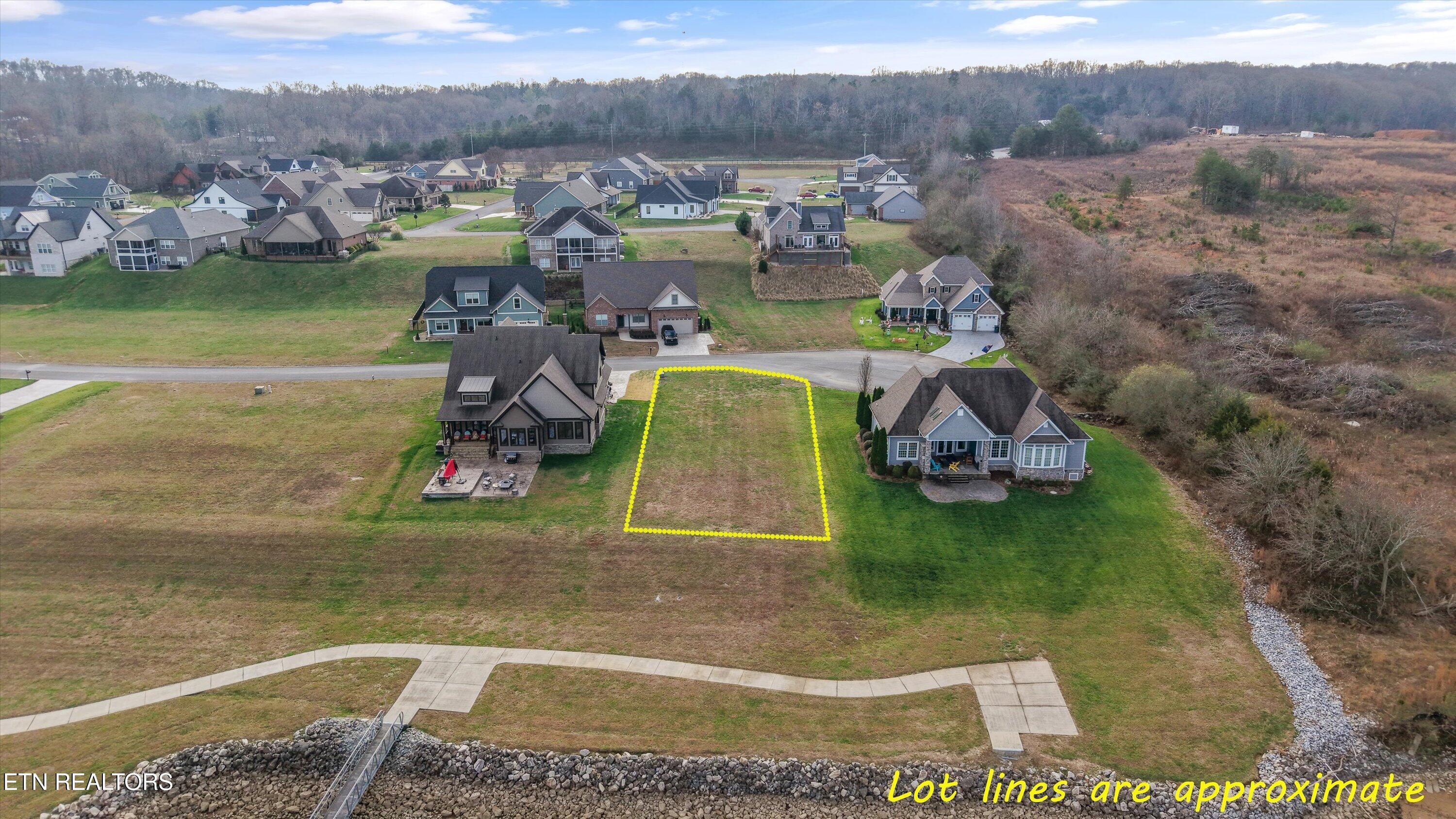 305 Charleston Lgt, Loudon, TN - Fort Loudoun and Tellico Lake Real Estate - Image# 2