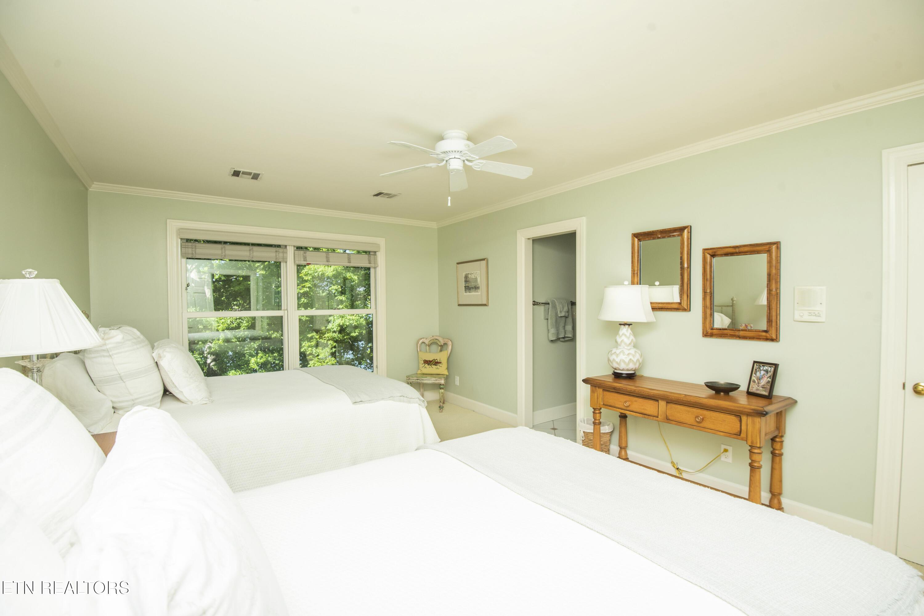 902 Twin Cove Circle, Lenoir City, TN - Fort Loudoun and Tellico Lake Real Estate - Image# 52