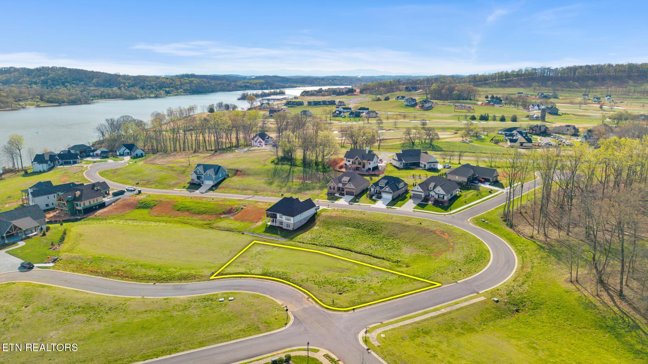 104 Azalea Lane, Loudon, TN