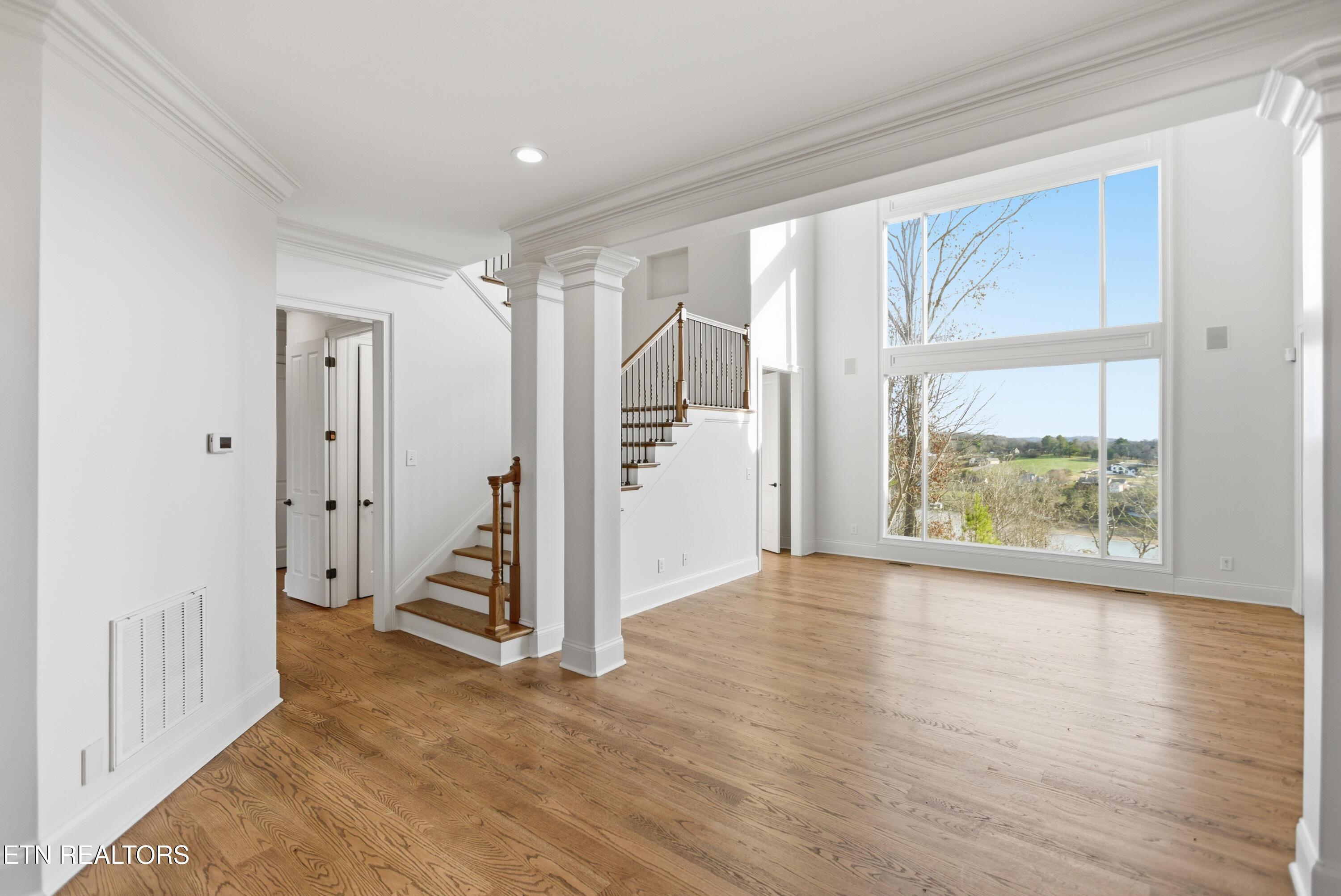 910 Eagle Nest Drive, Loudon, TN - Fort Loudoun and Tellico Lake Real Estate - Image# 8