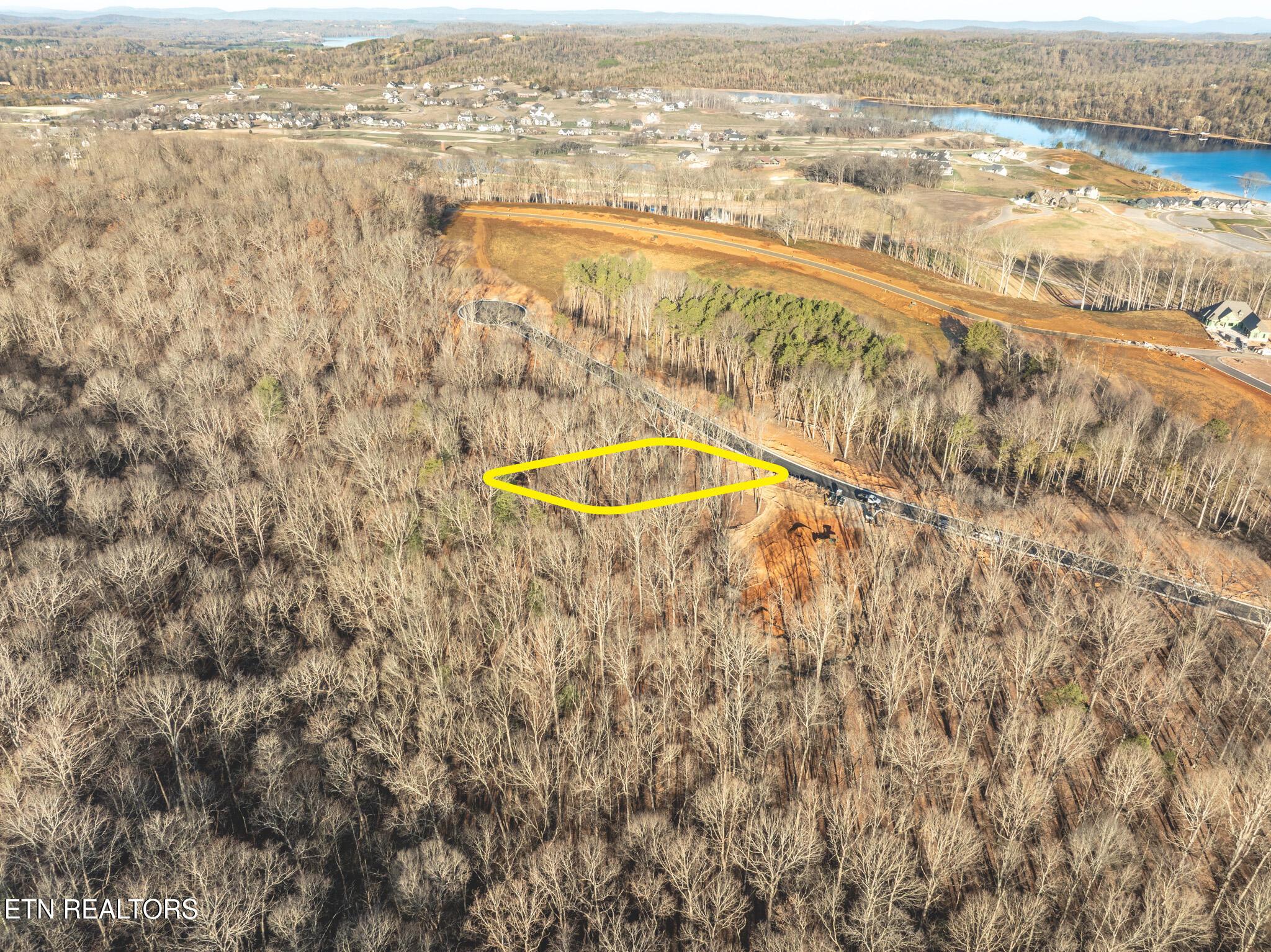 122 Fawn Court, Loudon, TN - Fort Loudoun and Tellico Lake Real Estate - Image# 4