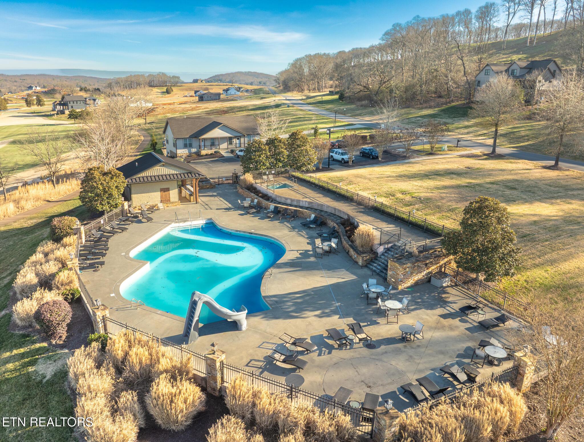 122 Fawn Court, Loudon, TN - Fort Loudoun and Tellico Lake Real Estate - Image# 8