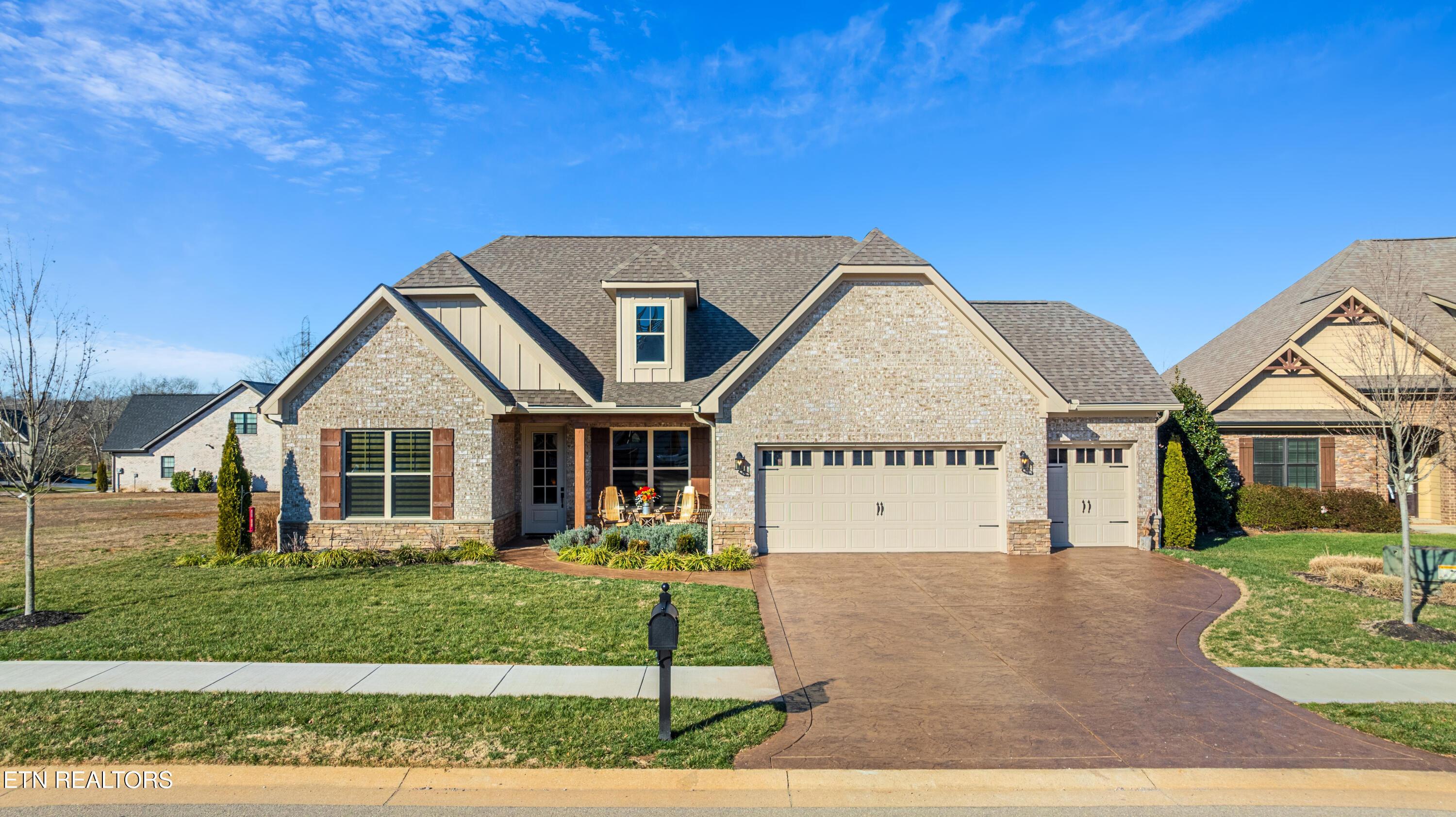 2743 Old Club Rd, Loudon, TN - Fort Loudoun and Tellico Lake Real Estate - Image# 1