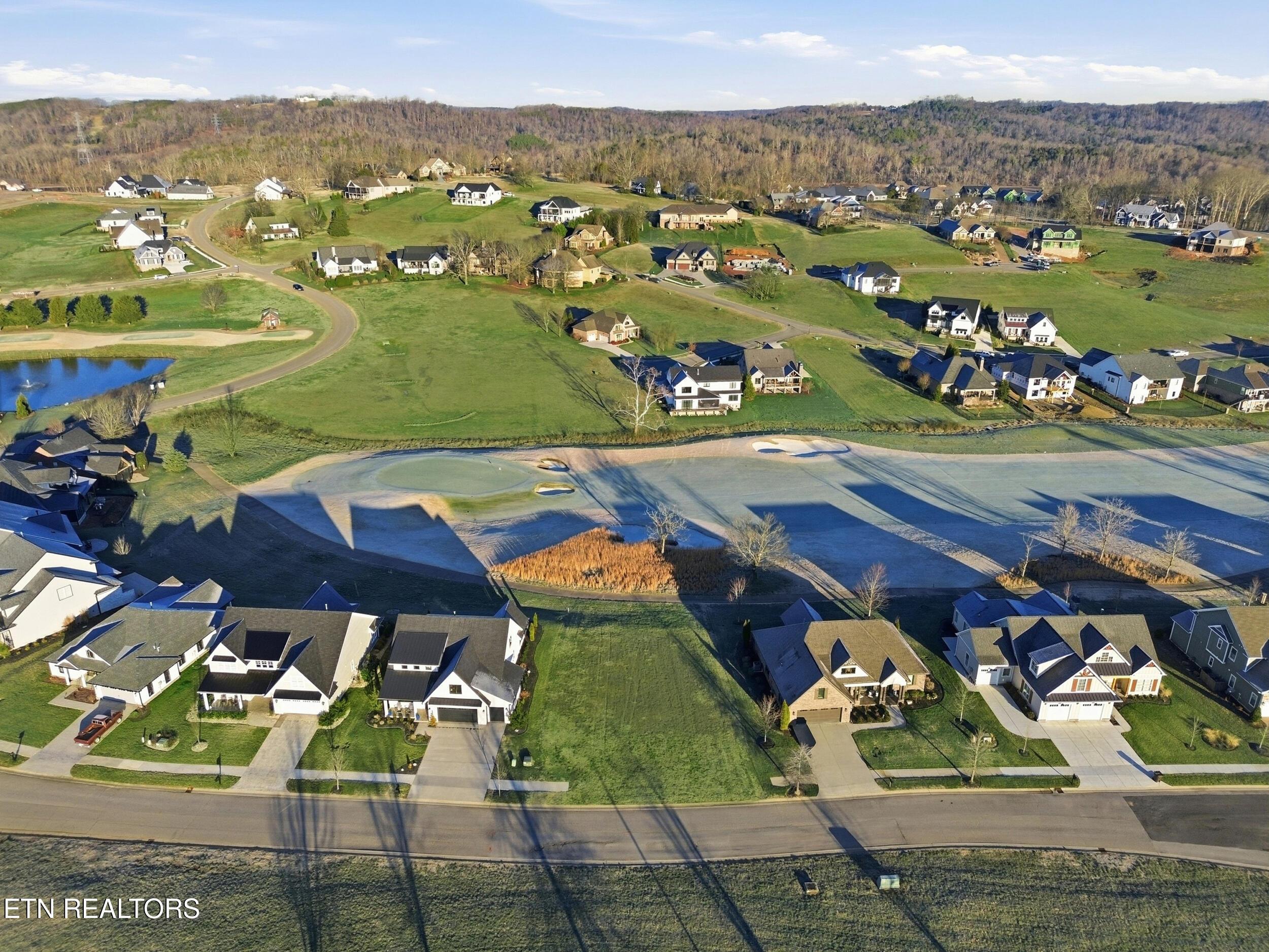 3567 Old Club Rd, Loudon, TN