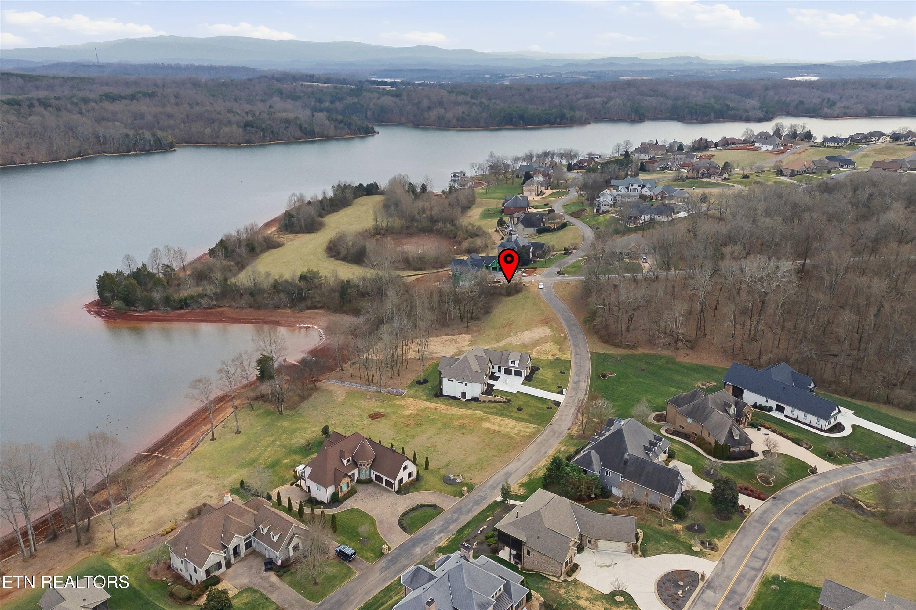 370 Cormorant Drive, Vonore, TN - Fort Loudoun and Tellico Lake Real Estate - Image# 9