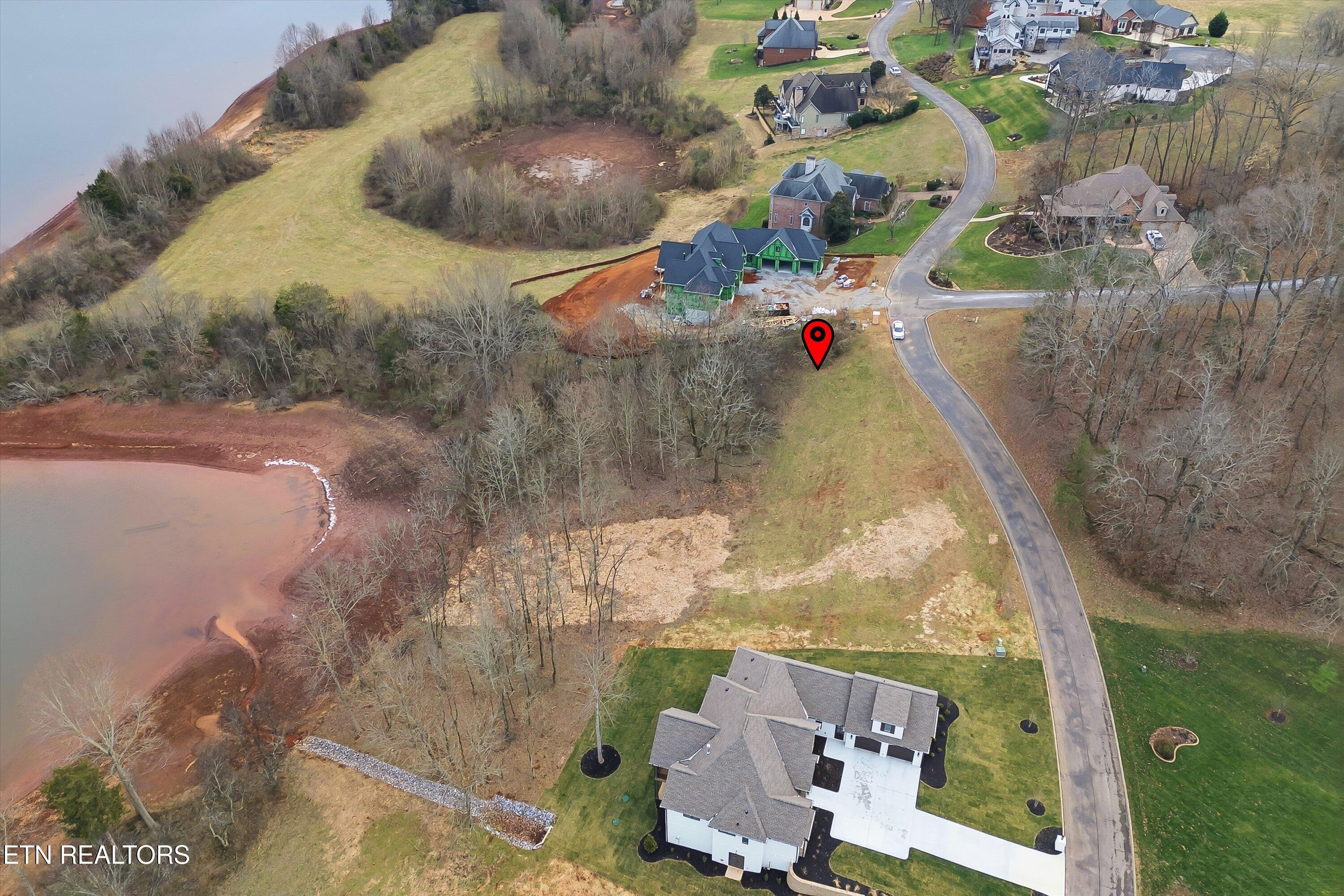 370 Cormorant Drive, Vonore, TN - Fort Loudoun and Tellico Lake Real Estate - Image# 17