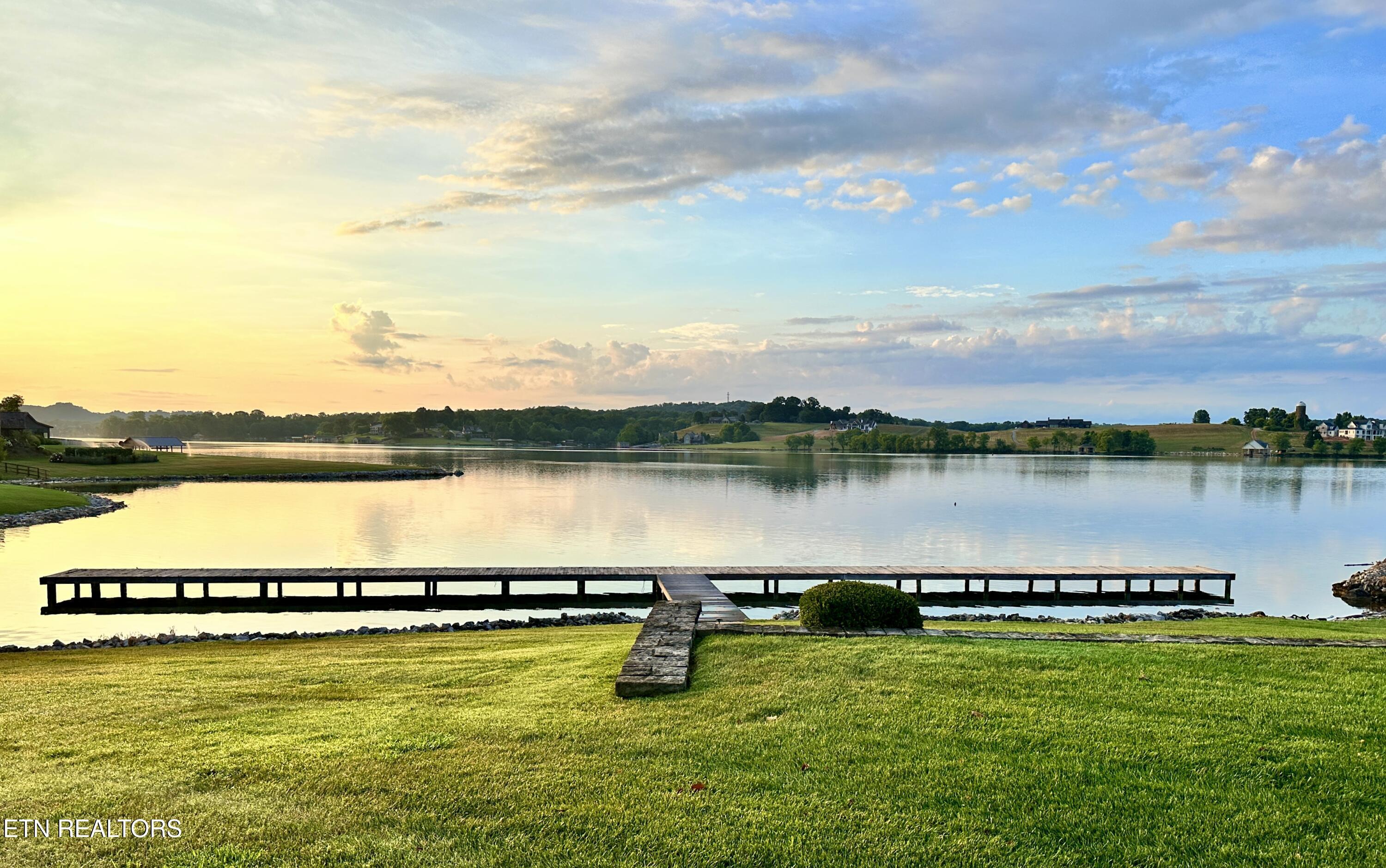 2019 Arcadia Peninsula Way, Knoxville, TN - Fort Loudoun and Tellico Lake Real Estate - Image# 9