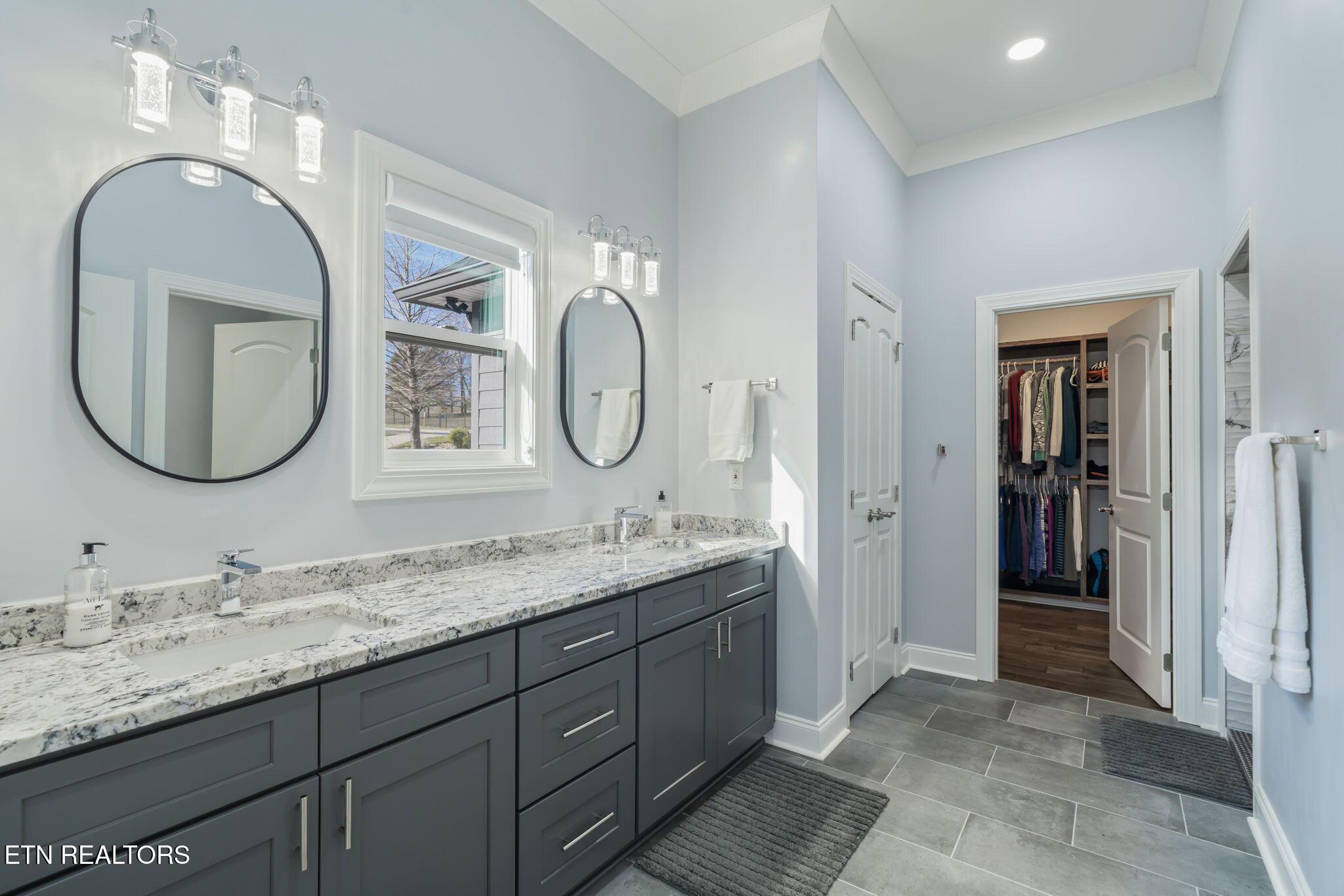 176 S Kanutsu Lane, Loudon, TN - Fort Loudoun and Tellico Lake Real Estate - Image# 23