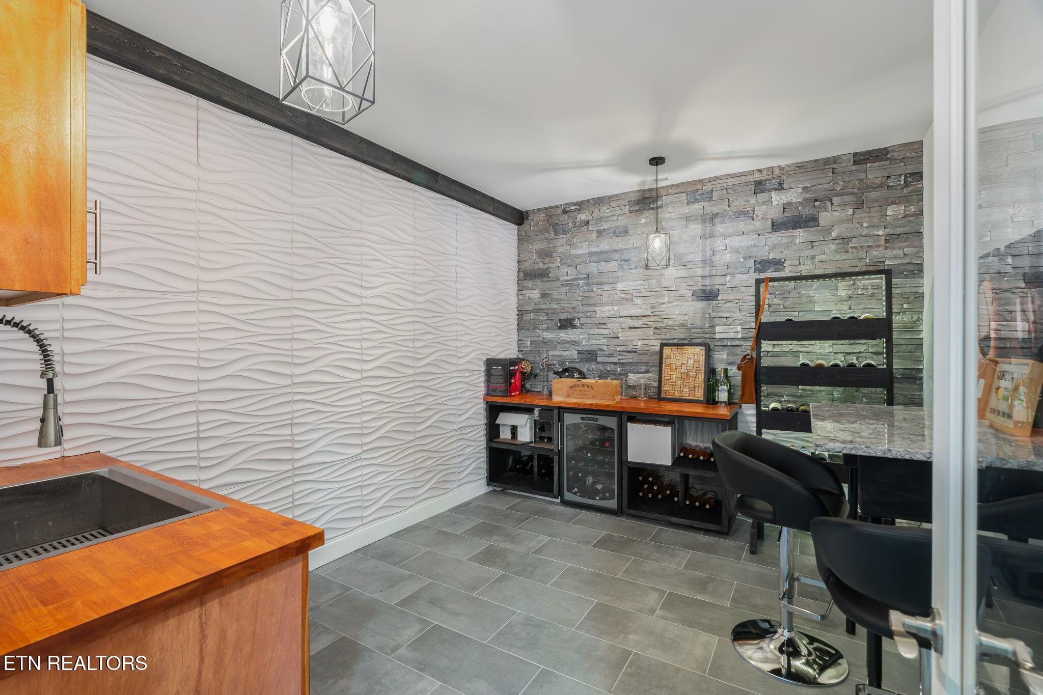 176 S Kanutsu Lane, Loudon, TN - Fort Loudoun and Tellico Lake Real Estate - Image# 35
