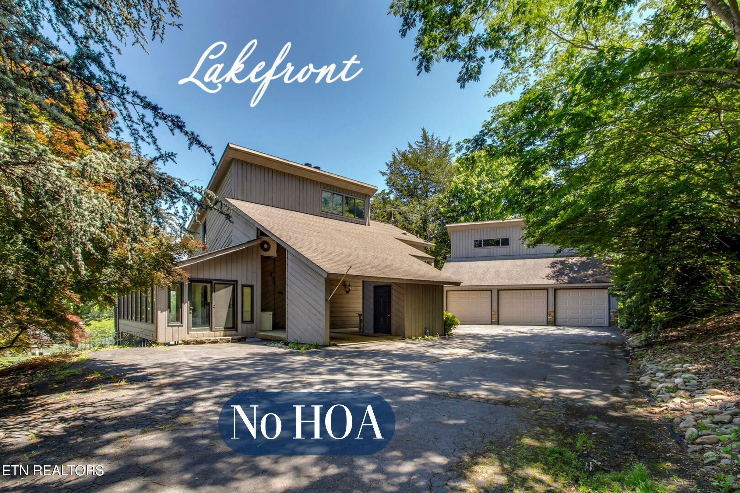 2092 Lakewood Drive, Loudon, TN - Fort Loudoun and Tellico Lake Real Estate - Image# 1