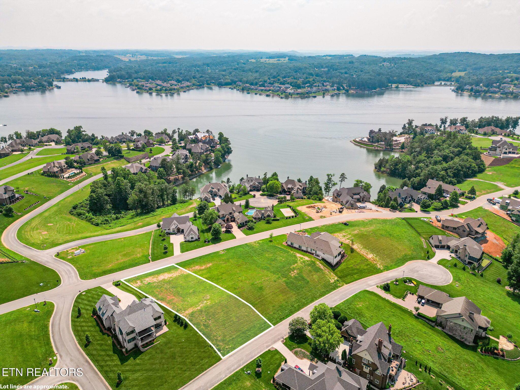 297 Cypress Pointe Drive, Lenoir City, TN - Fort Loudoun and Tellico Lake Real Estate - Image# 12