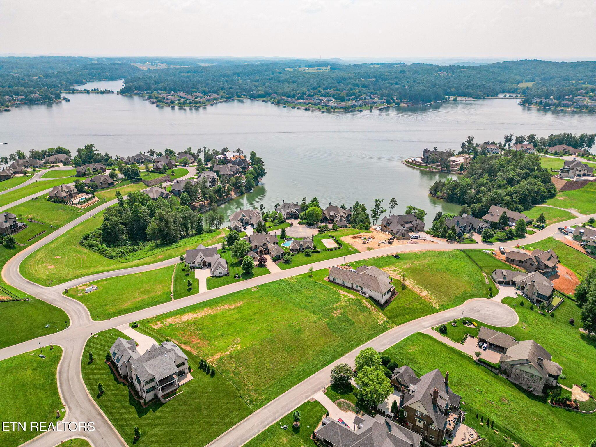 297 Cypress Pointe Drive, Lenoir City, TN - Fort Loudoun and Tellico Lake Real Estate - Image# 13