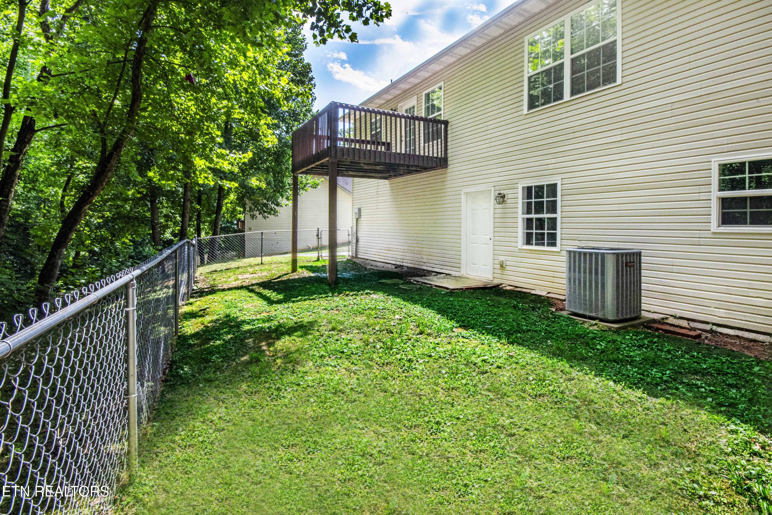 606 Liverpool Lane, Knoxville, TN - Fort Loudoun and Tellico Lake Real Estate - Image# 8