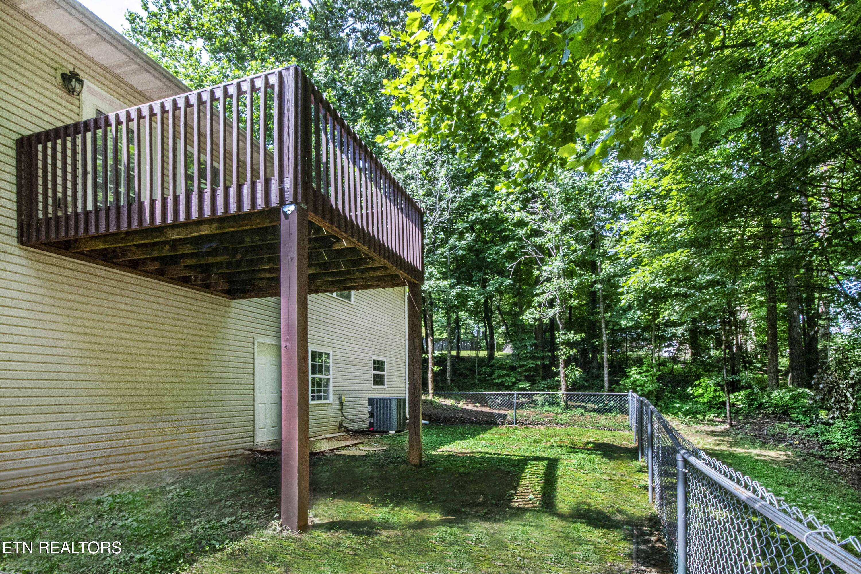 606 Liverpool Lane, Knoxville, TN - Fort Loudoun and Tellico Lake Real Estate - Image# 12