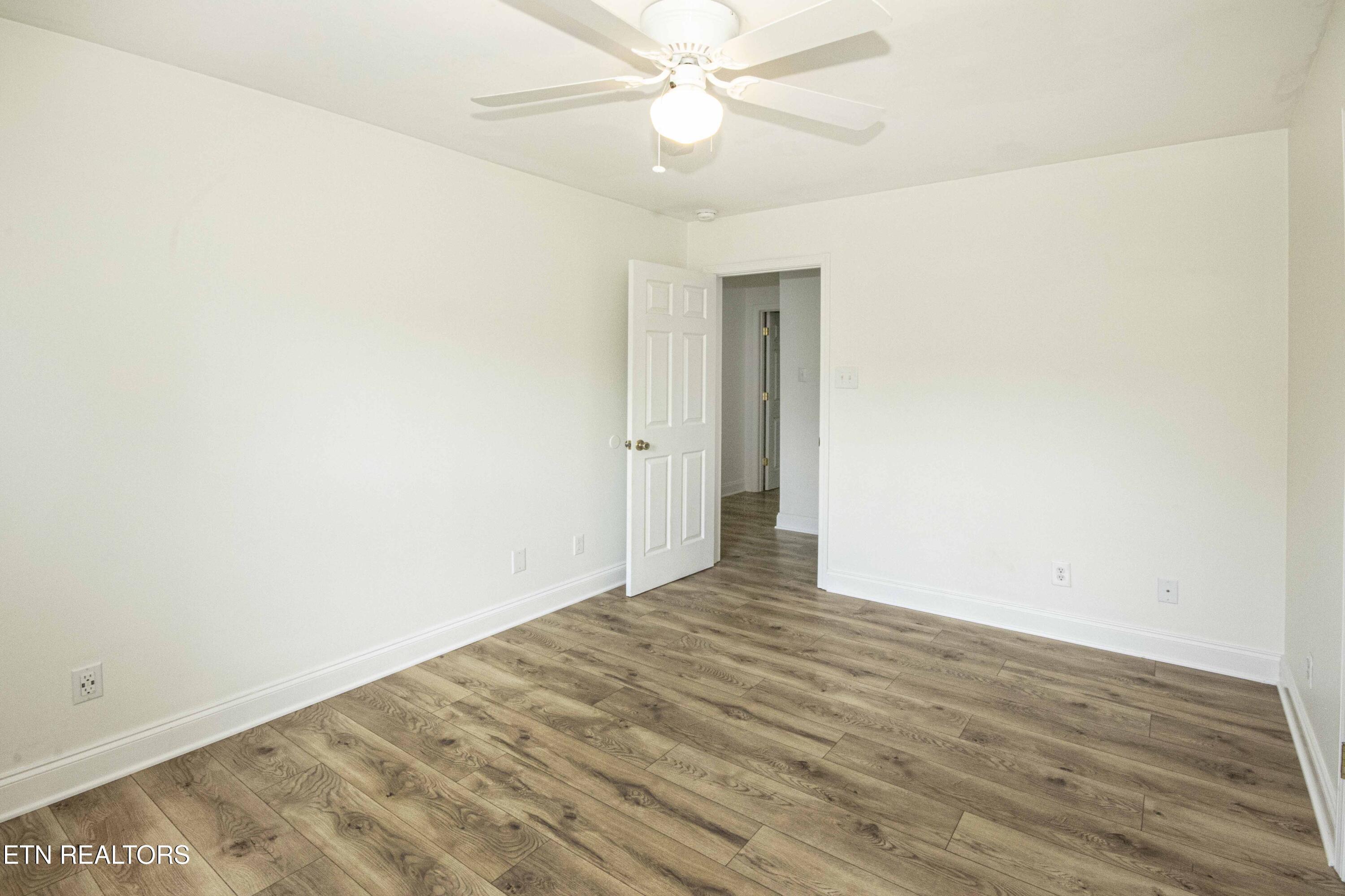 606 Liverpool Lane, Knoxville, TN - Fort Loudoun and Tellico Lake Real Estate - Image# 45