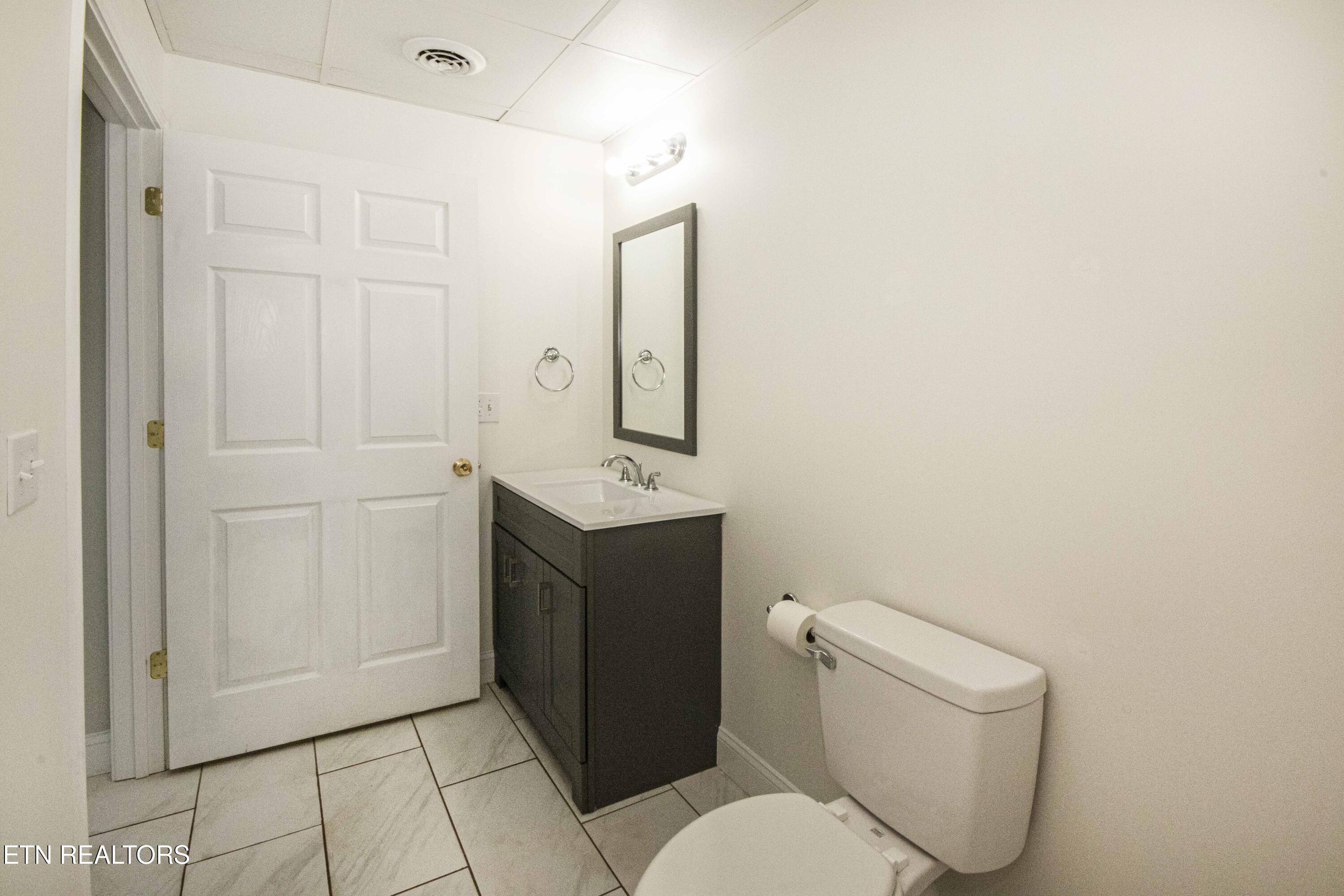 606 Liverpool Lane, Knoxville, TN - Fort Loudoun and Tellico Lake Real Estate - Image# 57
