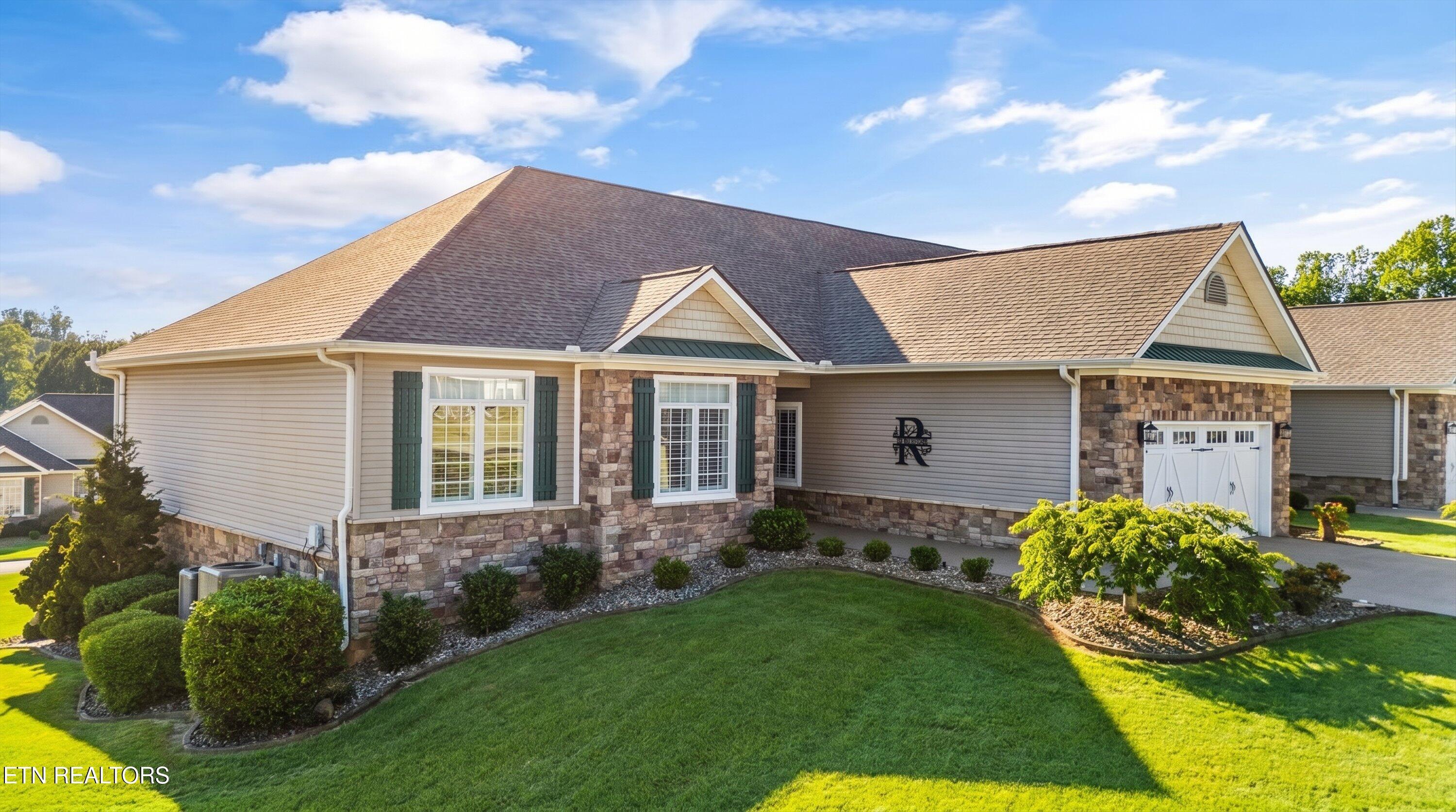 302 Chota Landing Trce, Loudon, TN - Fort Loudoun and Tellico Lake Real Estate - Image# 3