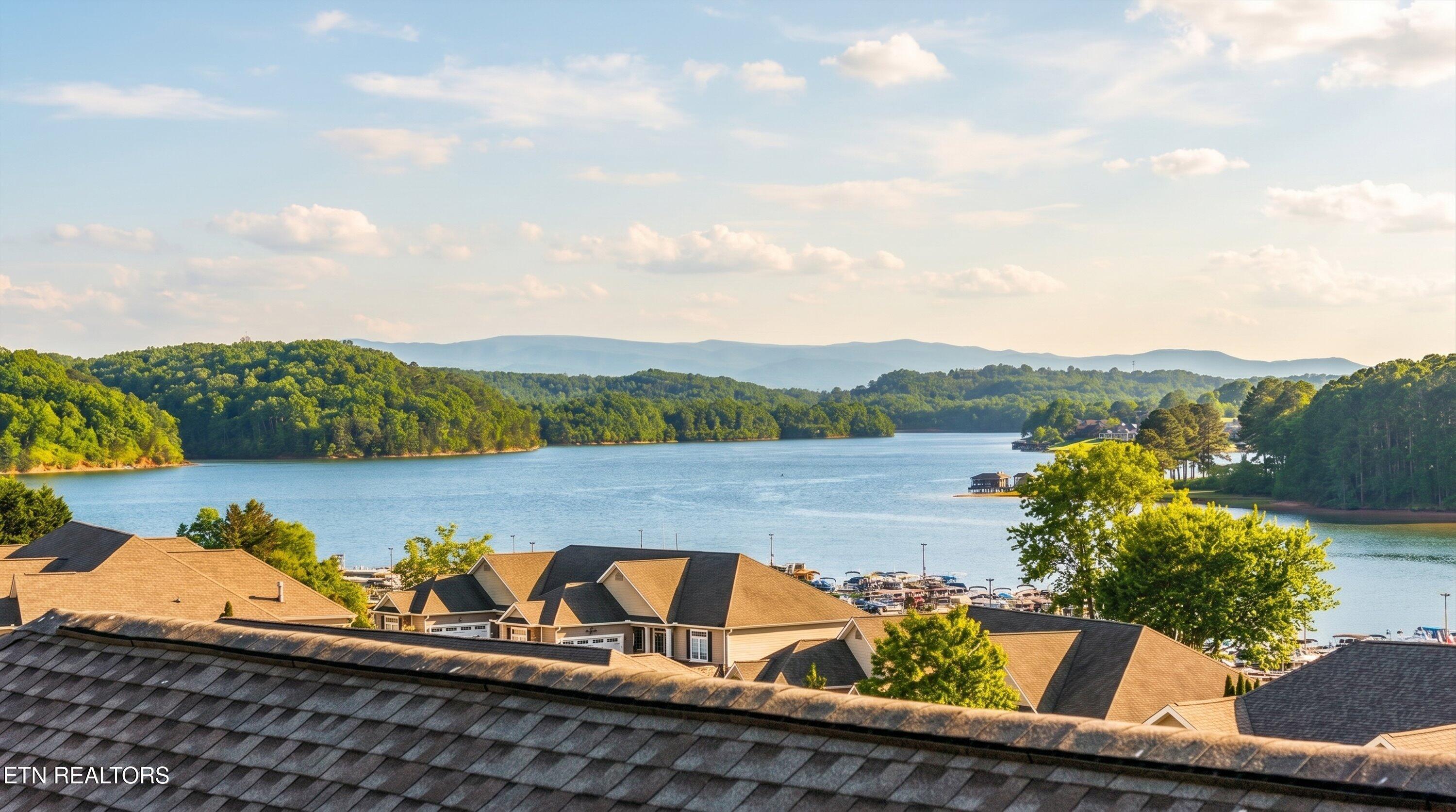 302 Chota Landing Trce, Loudon, TN - Fort Loudoun and Tellico Lake Real Estate - Image# 12