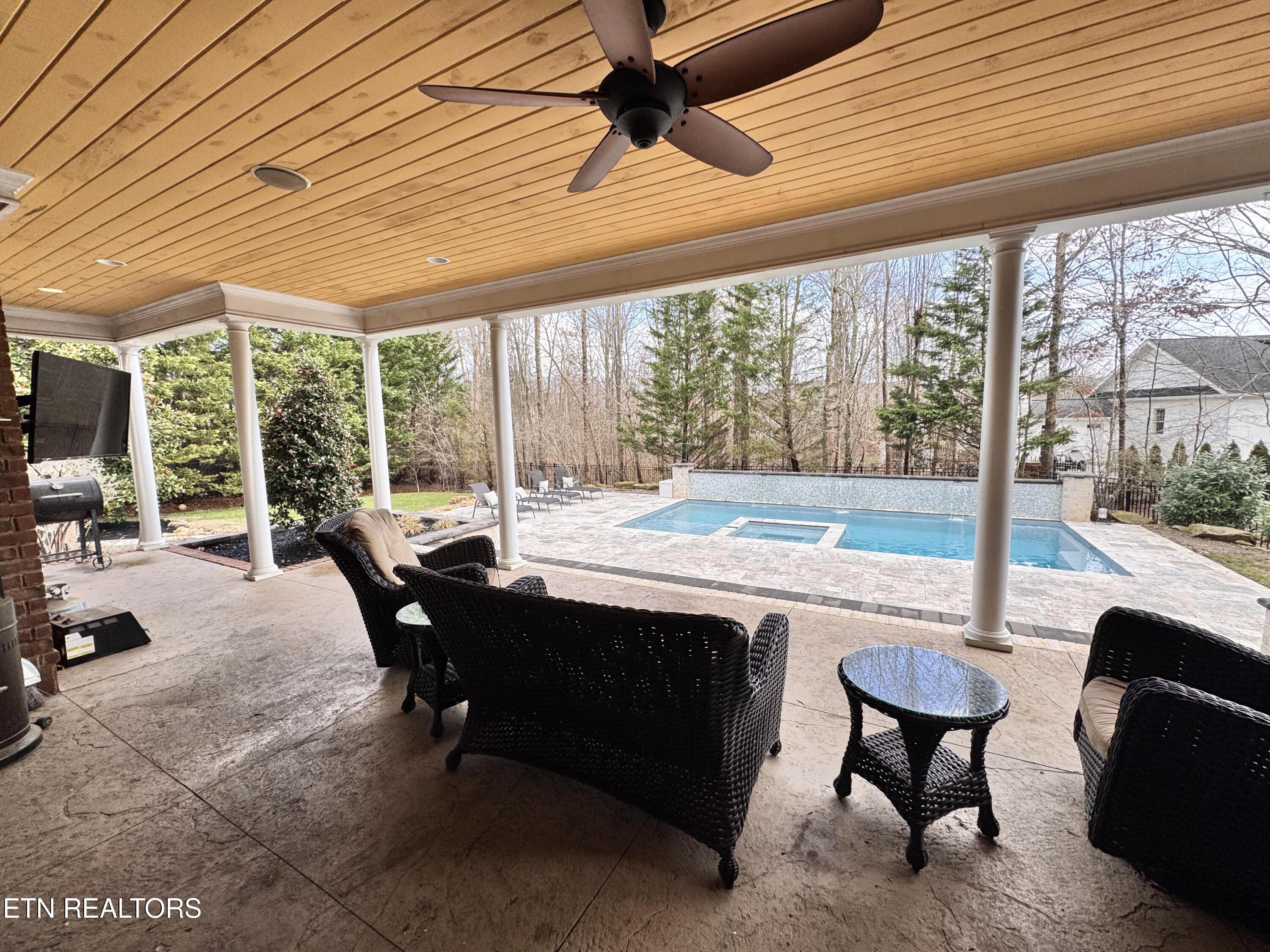 1245 Arborbrooke Drive, Knoxville, TN - Fort Loudoun and Tellico Lake Real Estate - Image# 39
