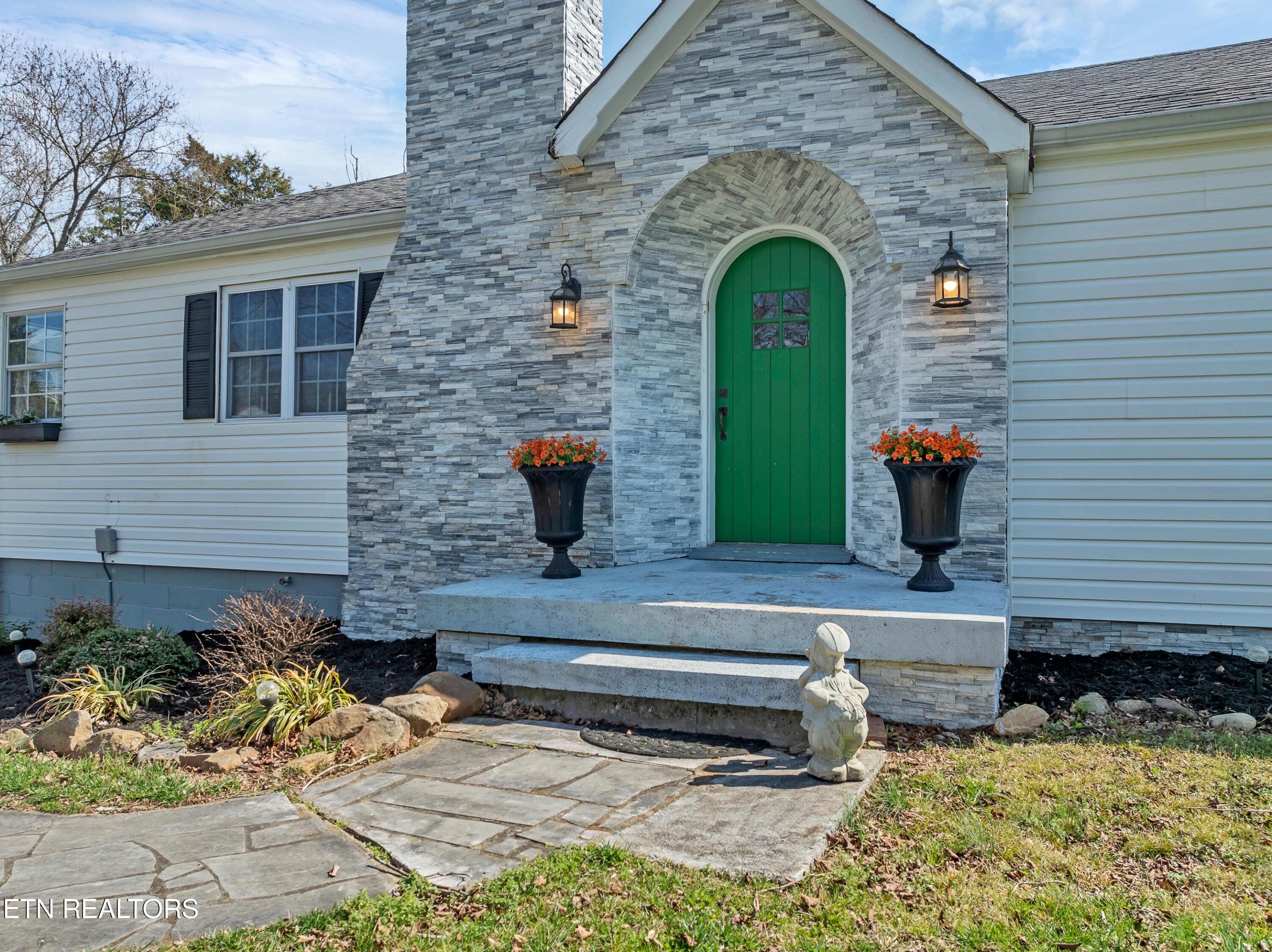 300 Lindy and 0 Williams Drive, Knoxville, TN - Fort Loudoun and Tellico Lake Real Estate - Image# 2