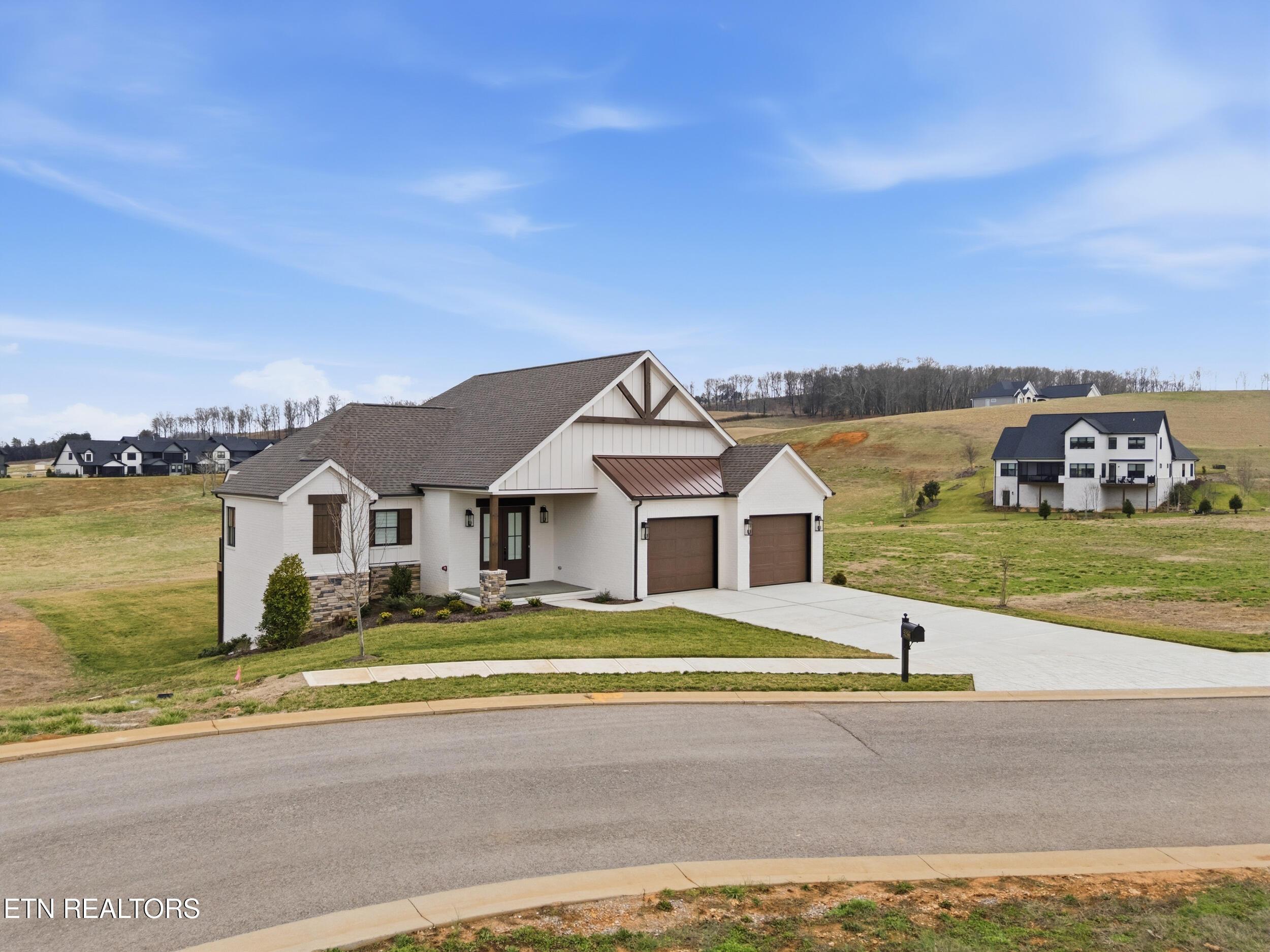 5296 Old Club Rd, Loudon, TN - Fort Loudoun and Tellico Lake Real Estate - Image# 3