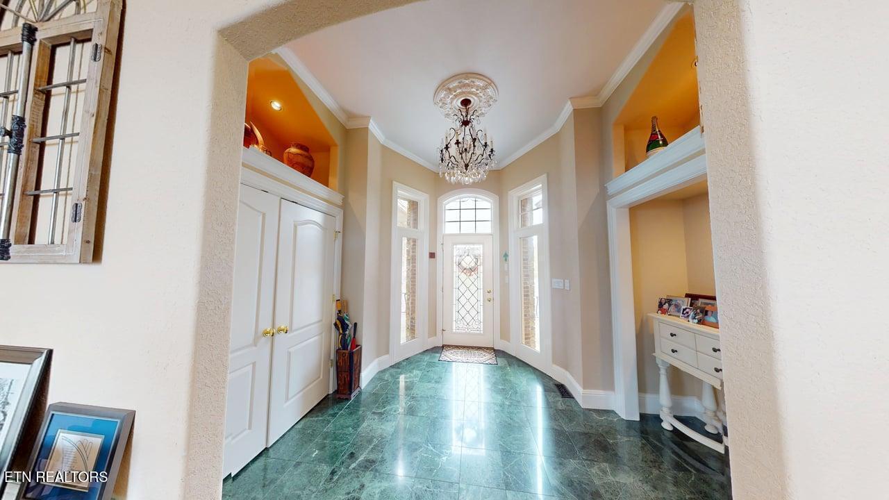 275 Rock Point Drive, Vonore, TN - Fort Loudoun and Tellico Lake Real Estate - Image# 5