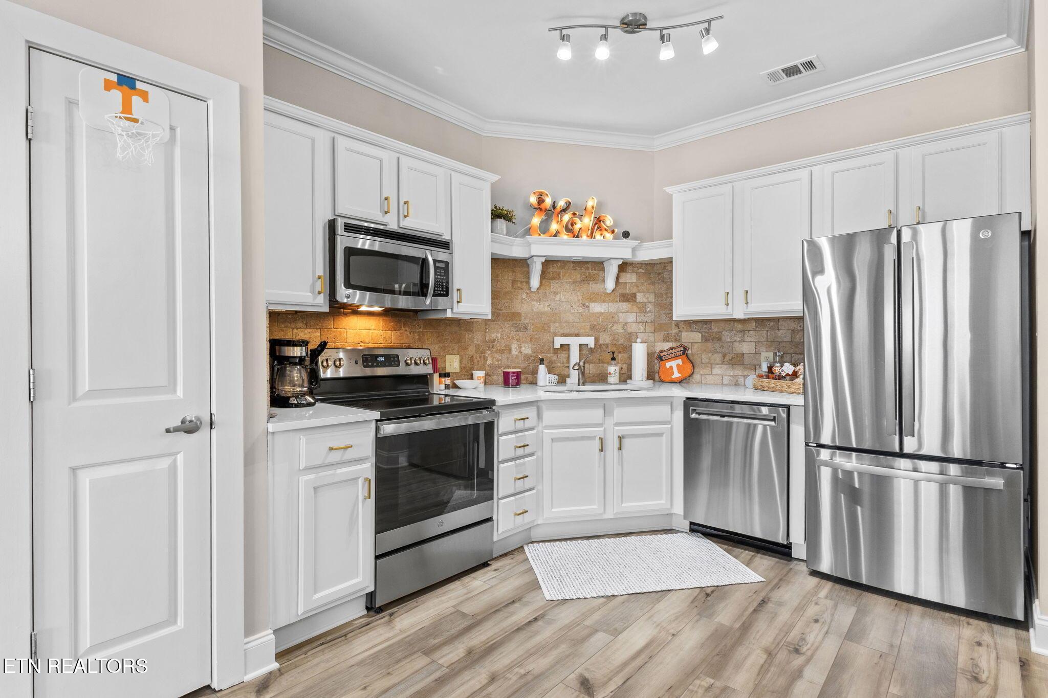 445 W Blount Ave, Knoxville, TN - Fort Loudoun and Tellico Lake Real Estate - Image# 7