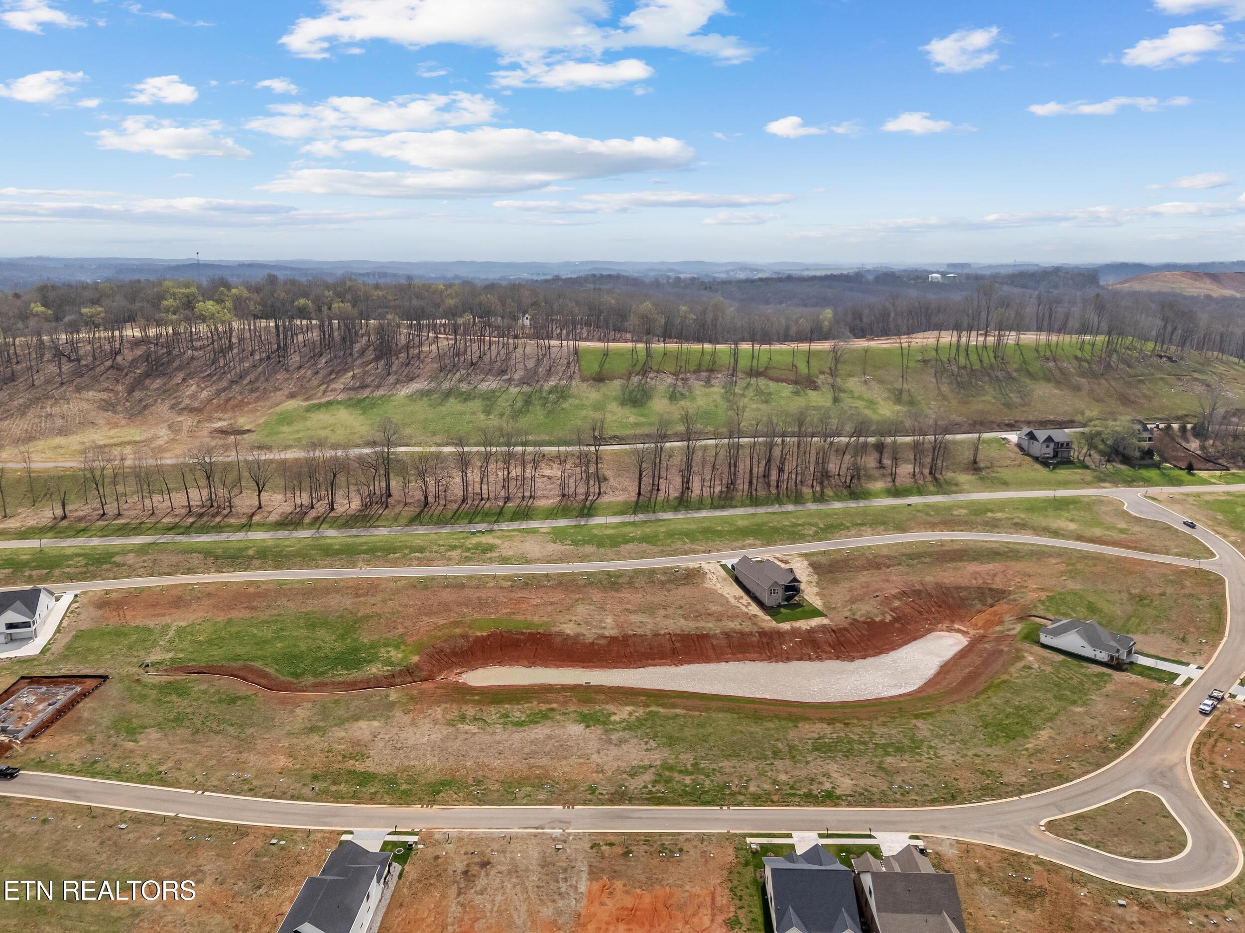 674 Black Bear Circle, Loudon, TN - Fort Loudoun and Tellico Lake Real Estate - Image# 10