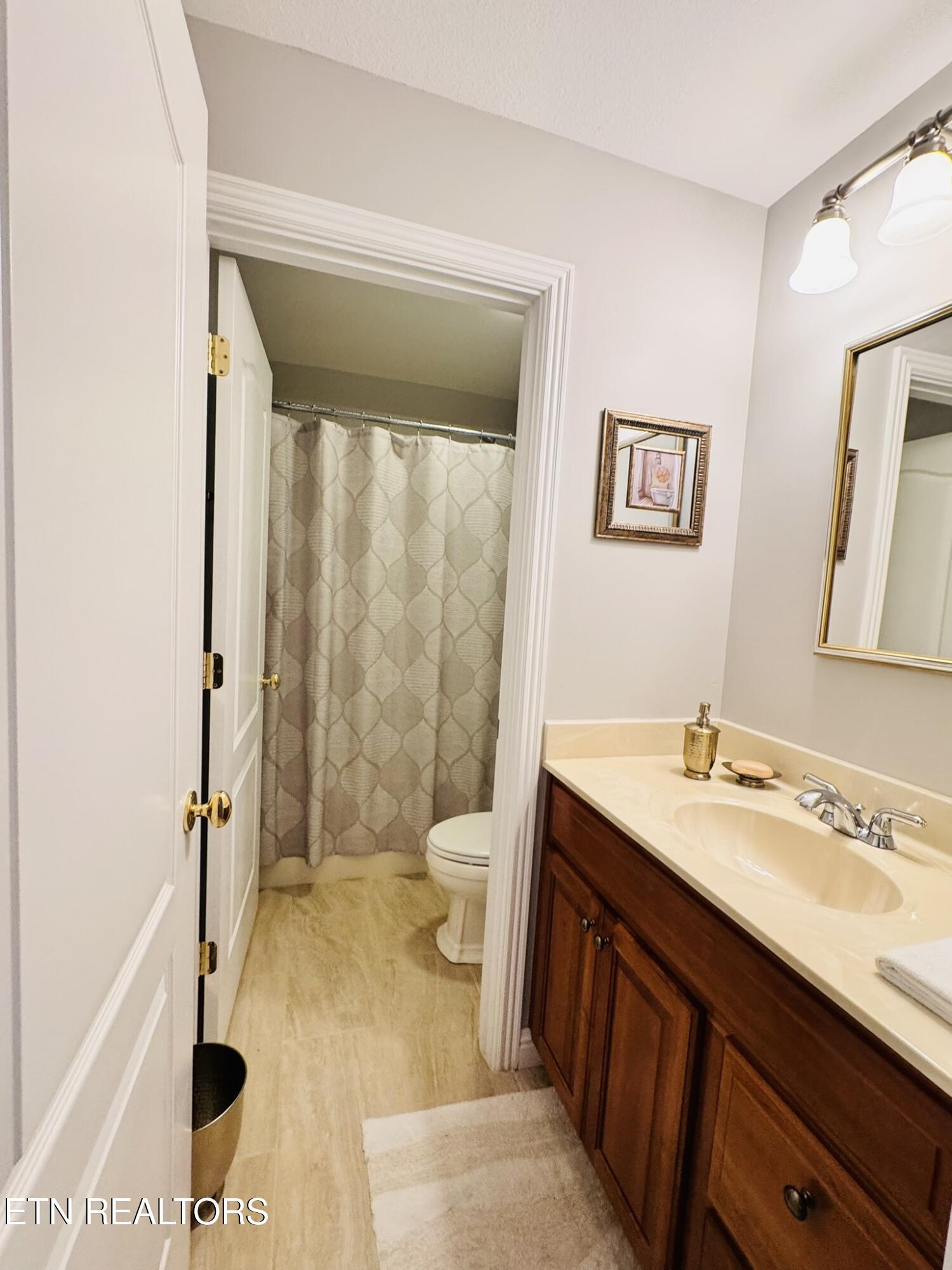 275 Rock Point Drive, Vonore, TN - Fort Loudoun and Tellico Lake Real Estate - Image# 37