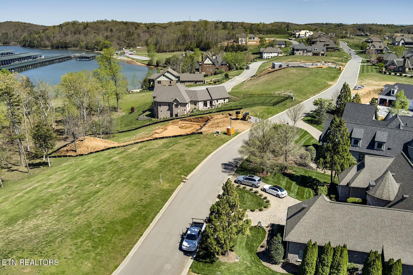 16718 Lighthouse Pointe Drive, Lenoir City, TN - Fort Loudoun and Tellico Lake Real Estate - Image# 3