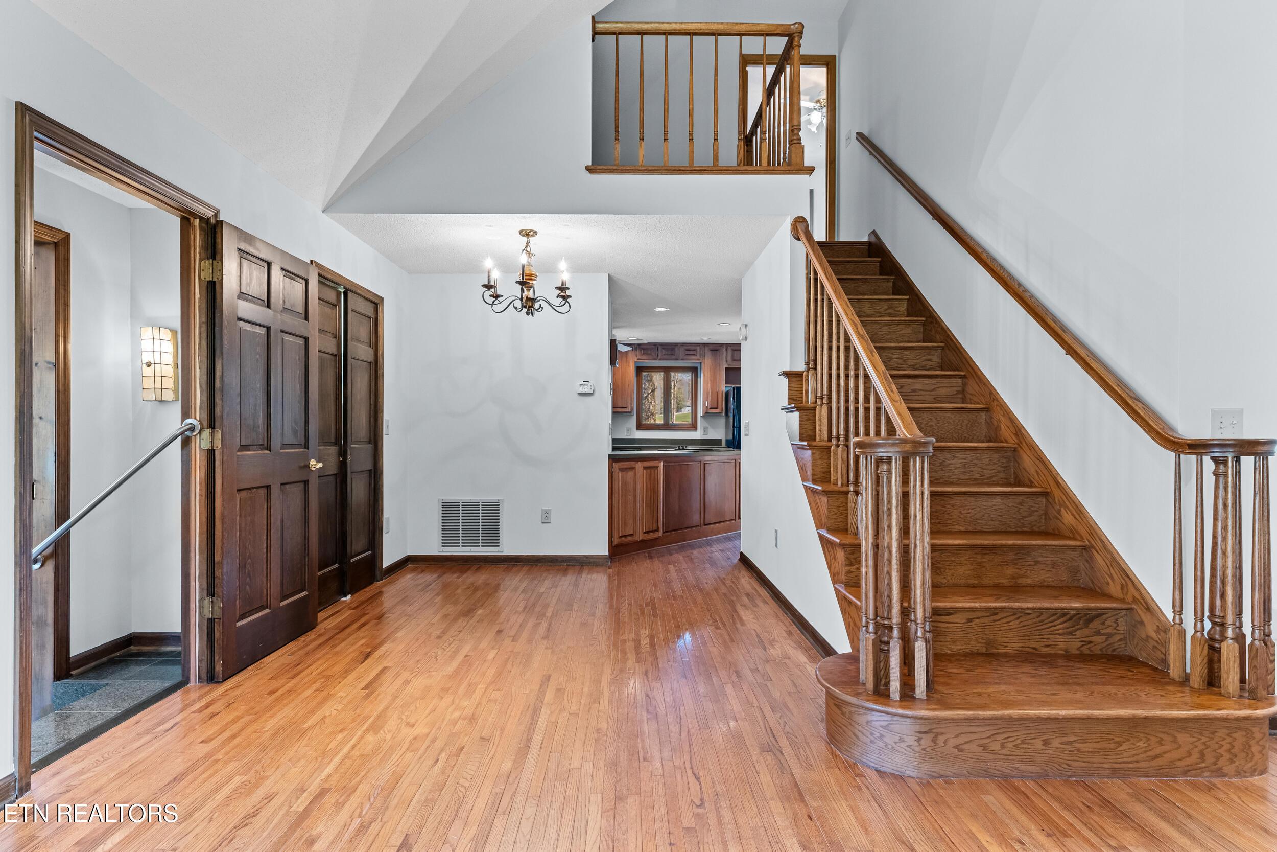 600 Donaldson Light Lane, Lenoir City, TN - Fort Loudoun and Tellico Lake Real Estate - Image# 8