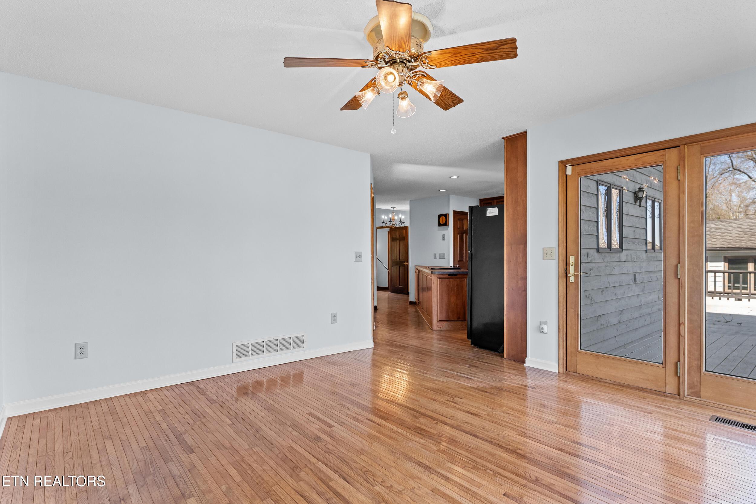 600 Donaldson Light Lane, Lenoir City, TN - Fort Loudoun and Tellico Lake Real Estate - Image# 12