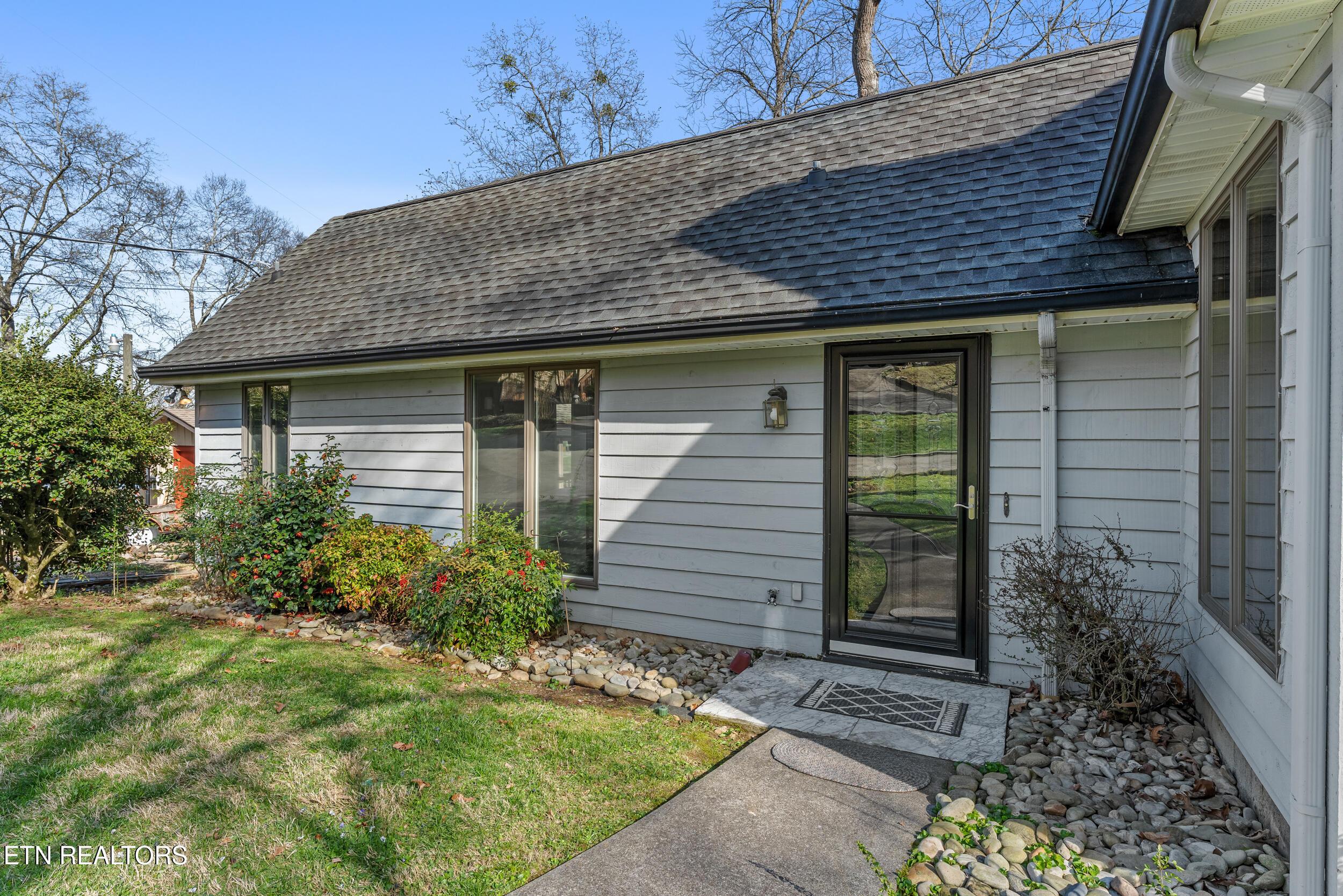 600 Donaldson Light Lane, Lenoir City, TN - Fort Loudoun and Tellico Lake Real Estate - Image# 4
