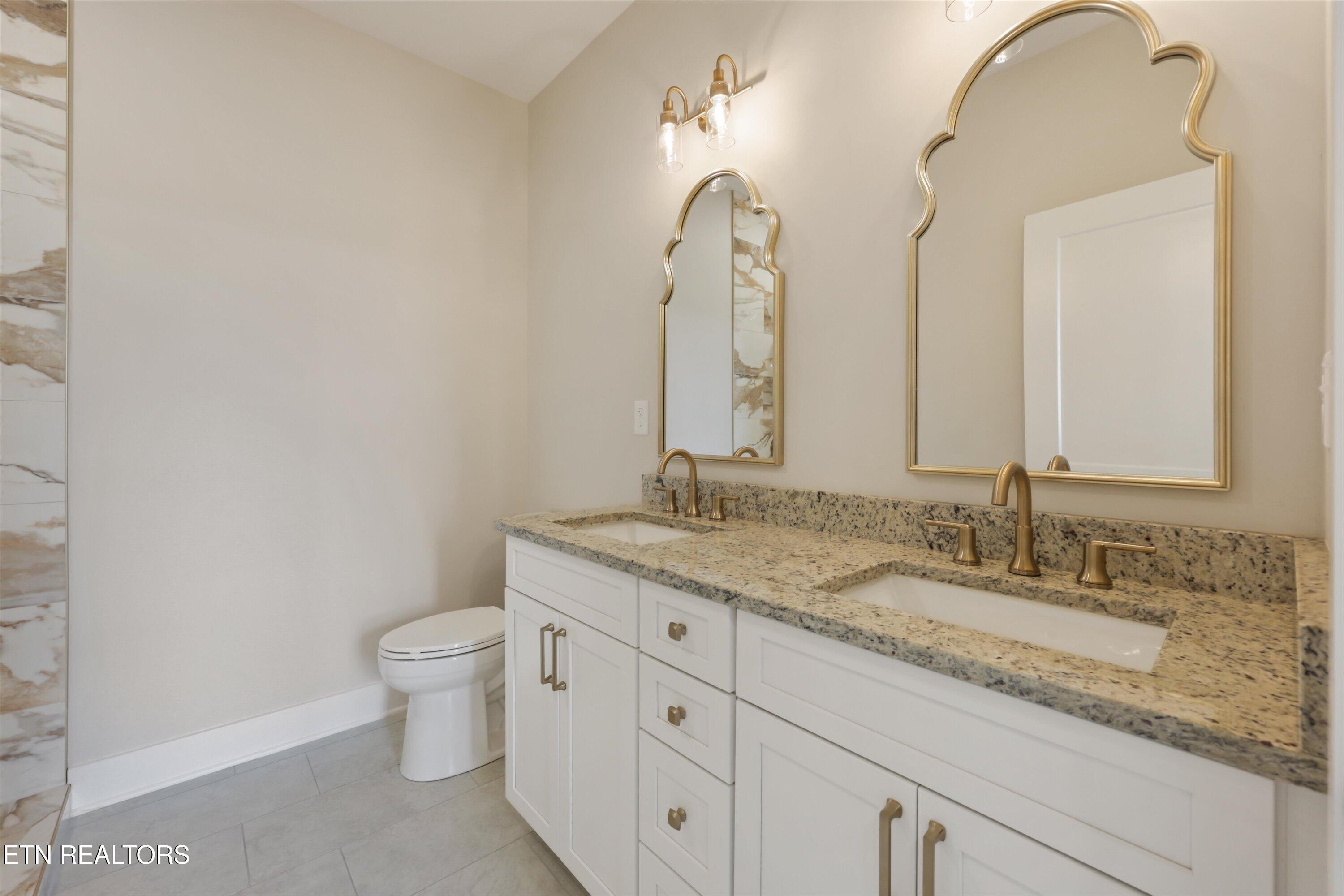 456 Fore Drive, Loudon, TN - Fort Loudoun and Tellico Lake Real Estate - Image# 13