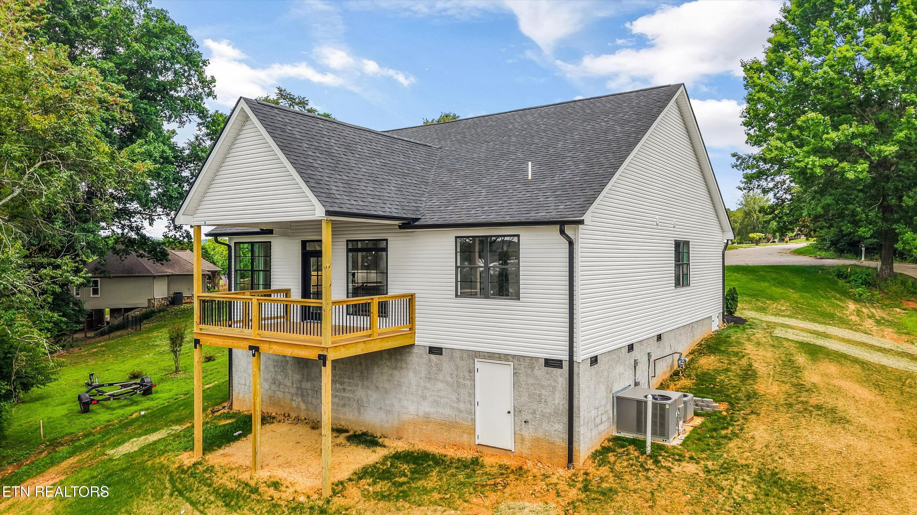 456 Fore Drive, Loudon, TN - Fort Loudoun and Tellico Lake Real Estate - Image# 32