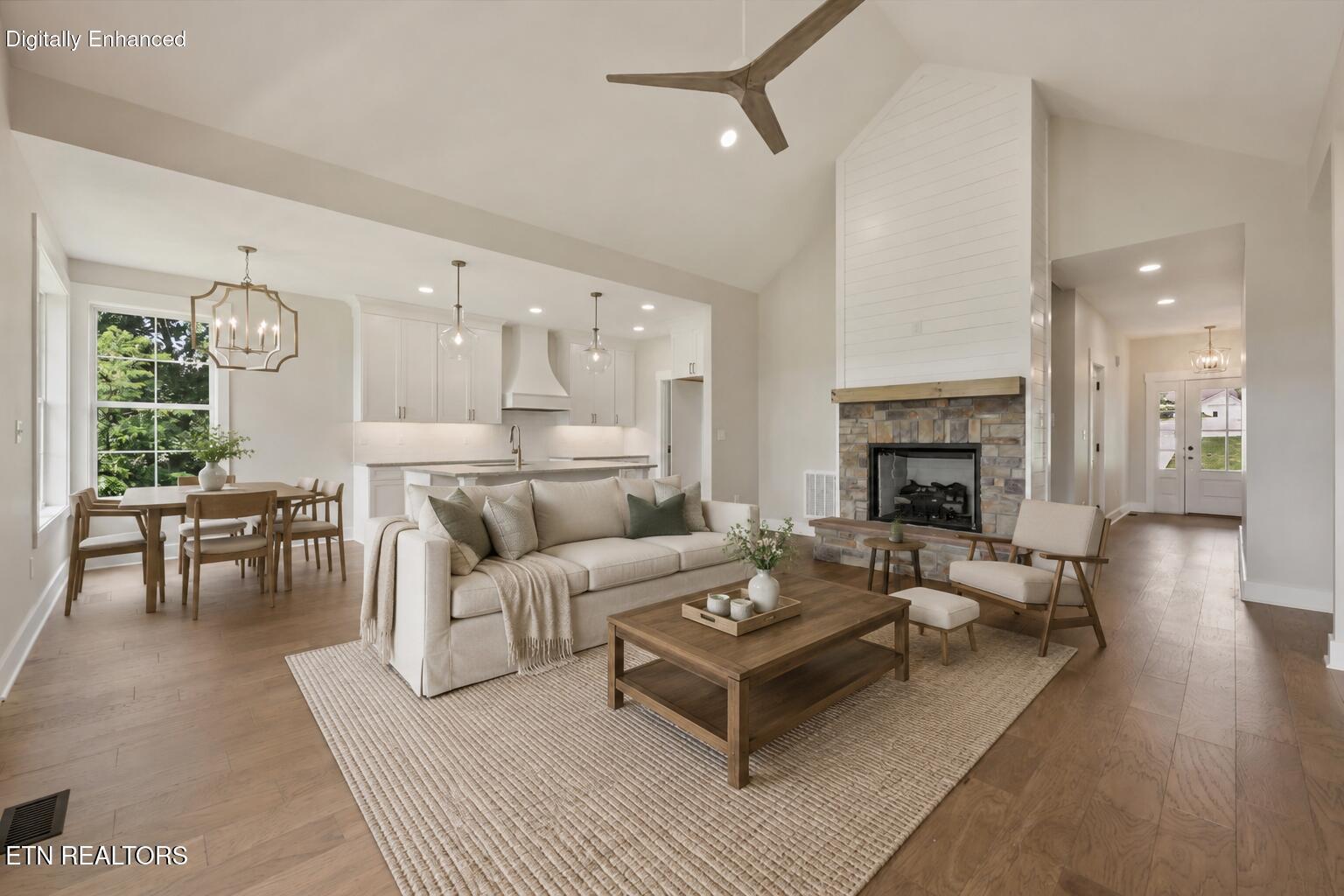 456 Fore Drive, Loudon, TN - Fort Loudoun and Tellico Lake Real Estate - Image# 11