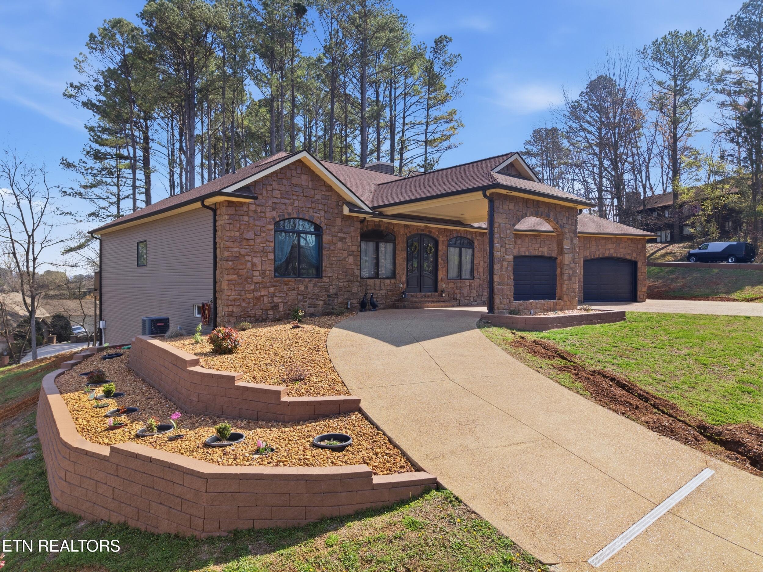 301 Inagehi Lane, Loudon, TN - Fort Loudoun and Tellico Lake Real Estate - Image# 7