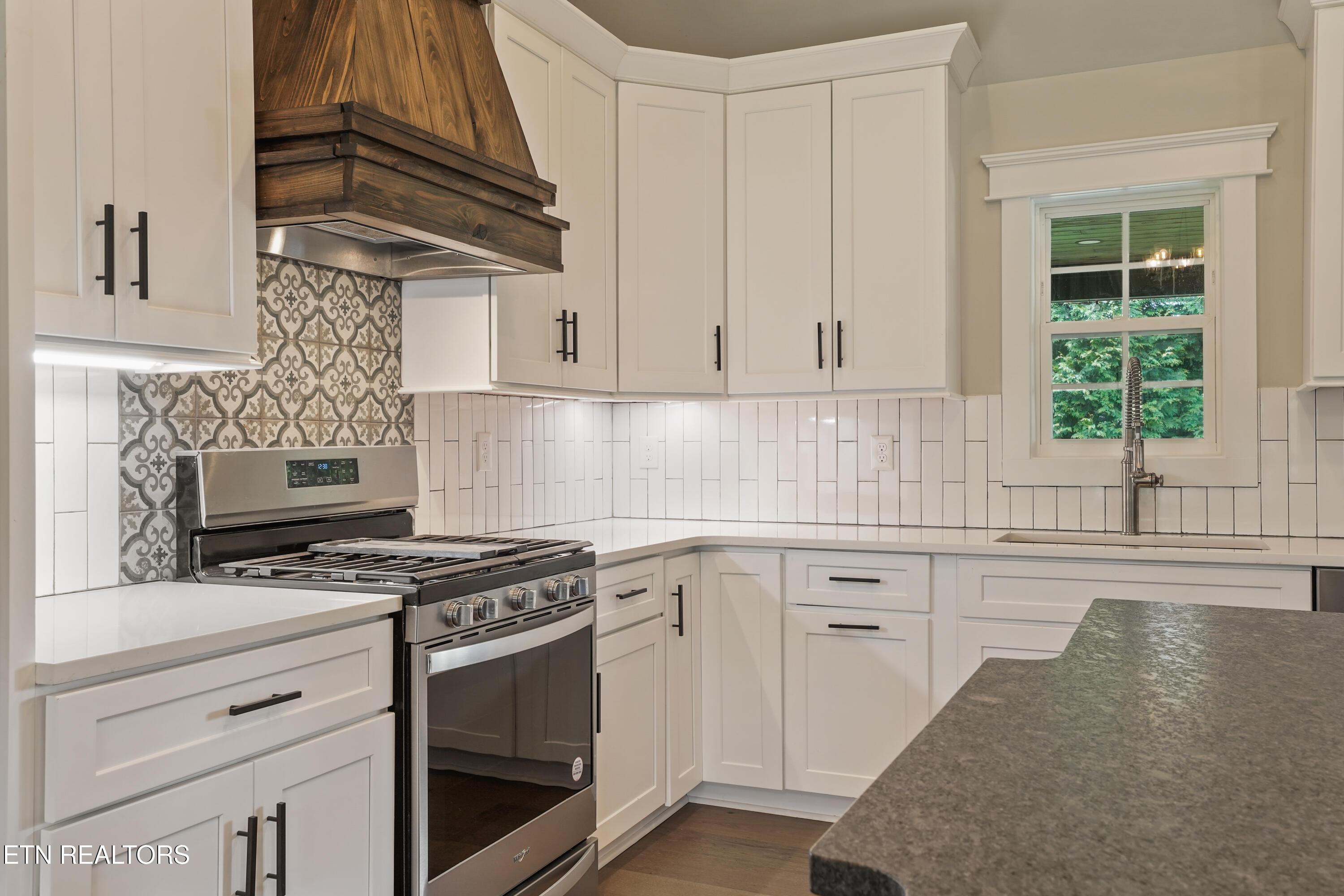 1000 Perch Drive, Knoxville, TN - Fort Loudoun and Tellico Lake Real Estate - Image# 14