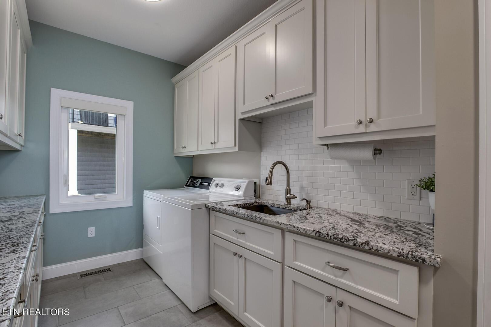 113 Shawnee Point, Loudon, TN - Fort Loudoun and Tellico Lake Real Estate - Image# 21