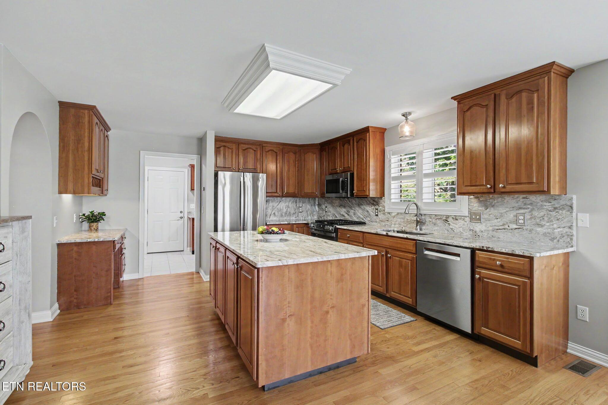 207 Tuhdegwa Lane, Loudon, TN - Fort Loudoun and Tellico Lake Real Estate - Image# 11
