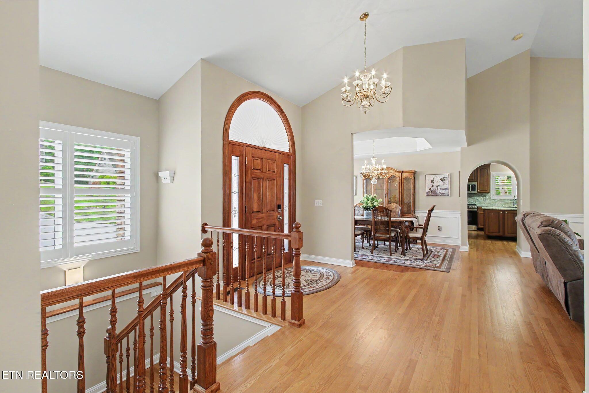207 Tuhdegwa Lane, Loudon, TN - Fort Loudoun and Tellico Lake Real Estate - Image# 3