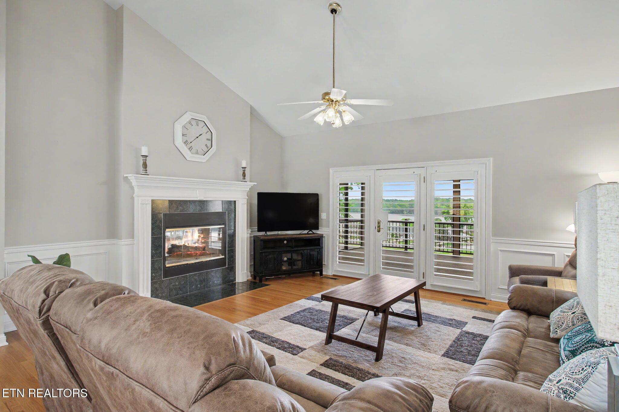 207 Tuhdegwa Lane, Loudon, TN - Fort Loudoun and Tellico Lake Real Estate - Image# 5