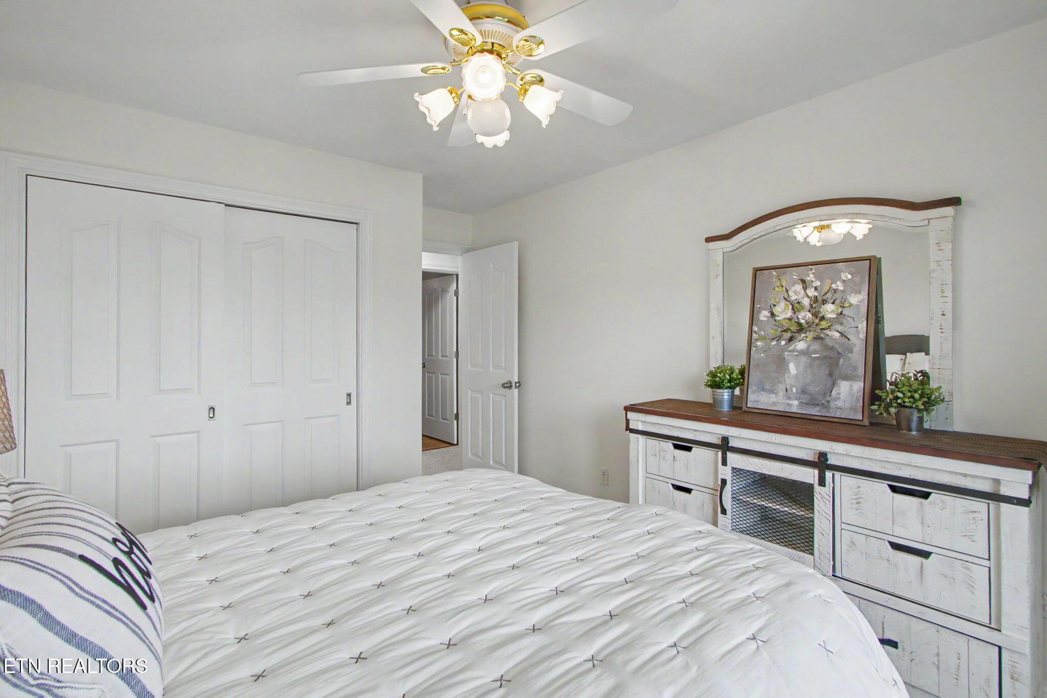 207 Tuhdegwa Lane, Loudon, TN - Fort Loudoun and Tellico Lake Real Estate - Image# 20