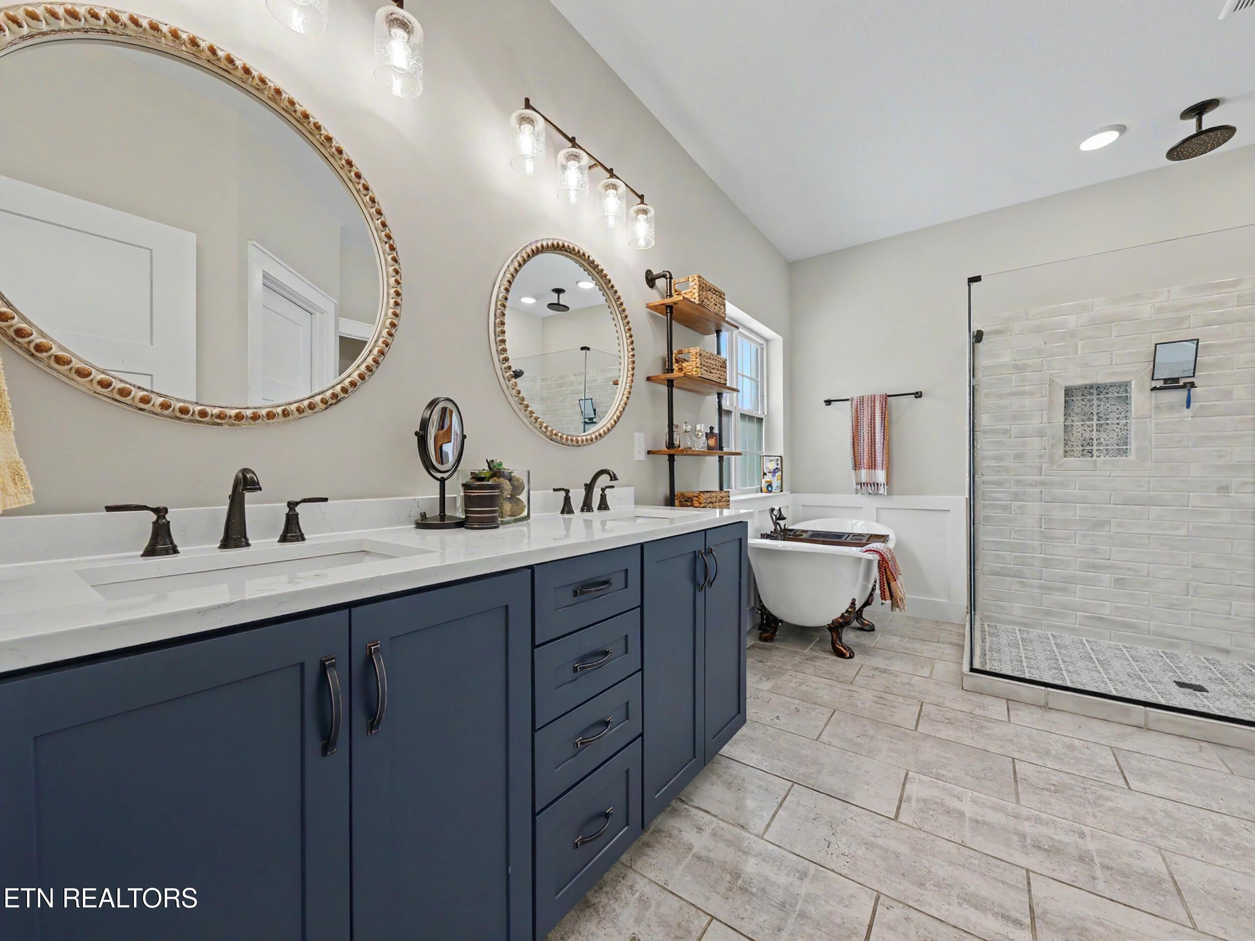 3806 Admirality Lane, Knoxville, TN - Fort Loudoun and Tellico Lake Real Estate - Image# 44
