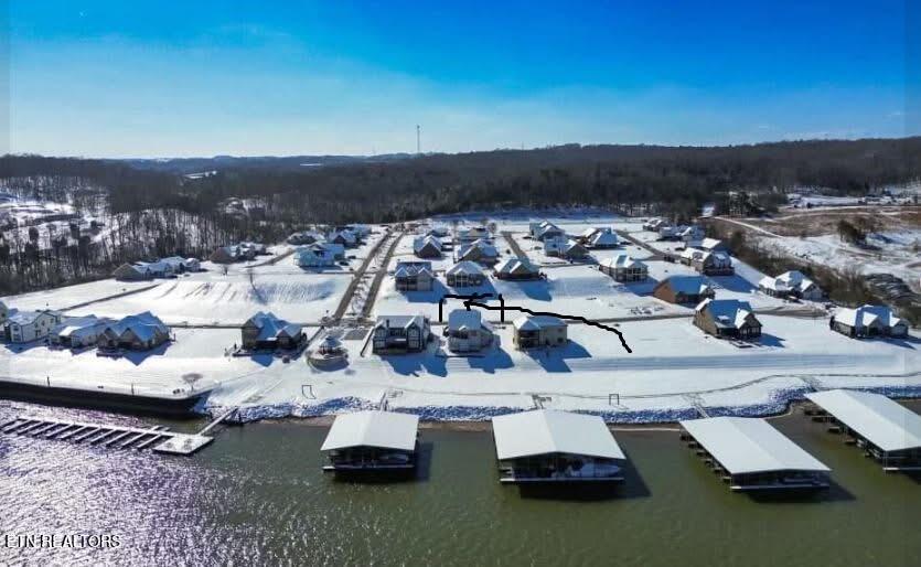 562 Charleston, Loudon, TN - Fort Loudoun and Tellico Lake Real Estate - Image# 4
